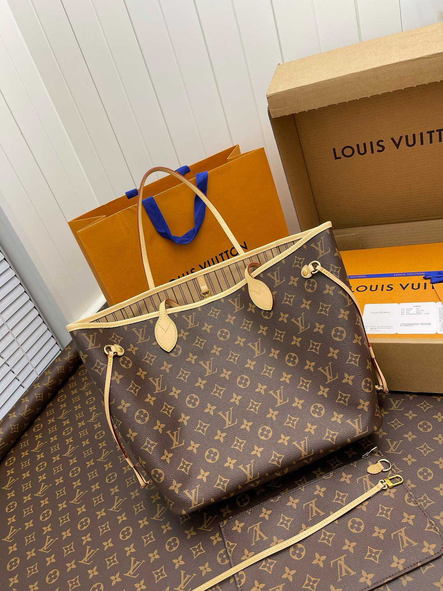 Handbags Louis Vuitton M40995 size:31*28*14 cm - vstockx