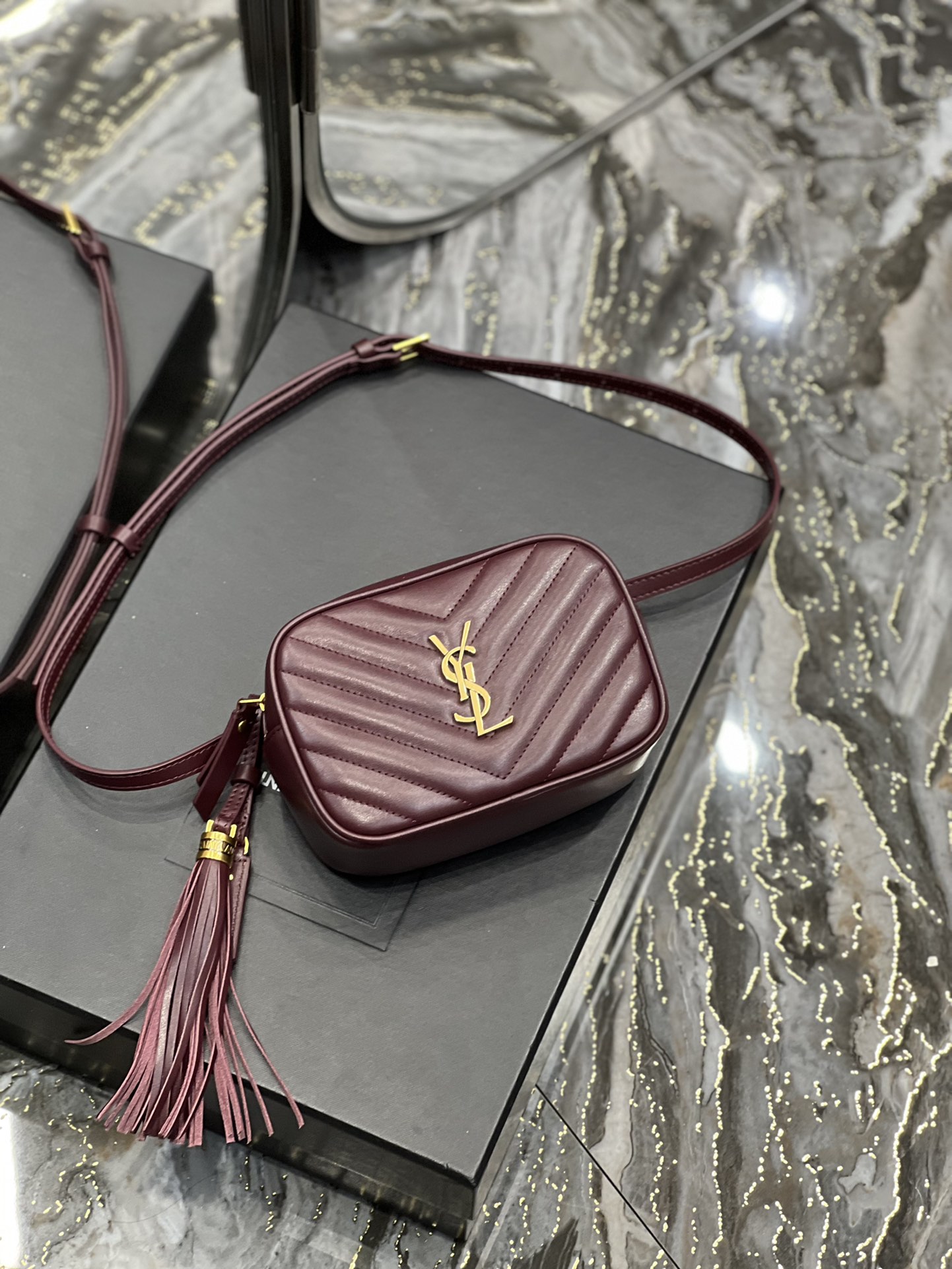 Handbags SAINT LAURENT 534817 size 15.5x10.5x5.5 cm - vstockx