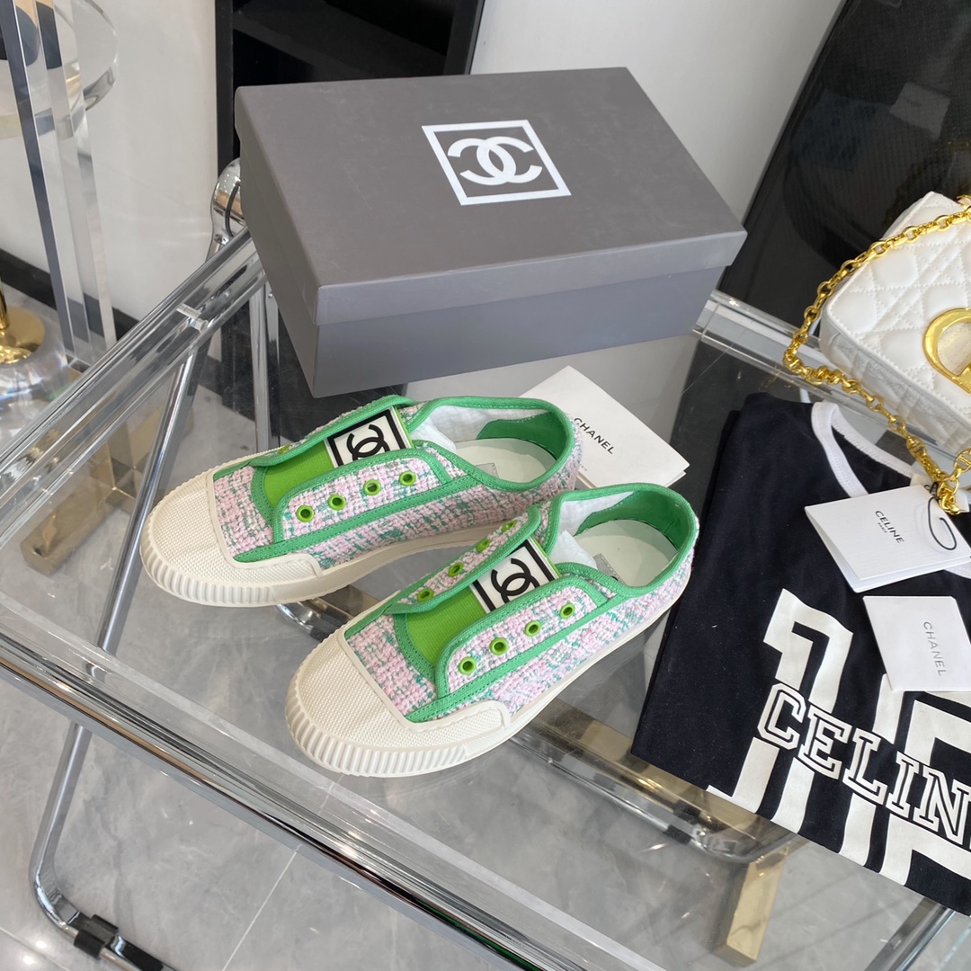 Chanel Flat canvas Sneaker 3 - vstockx