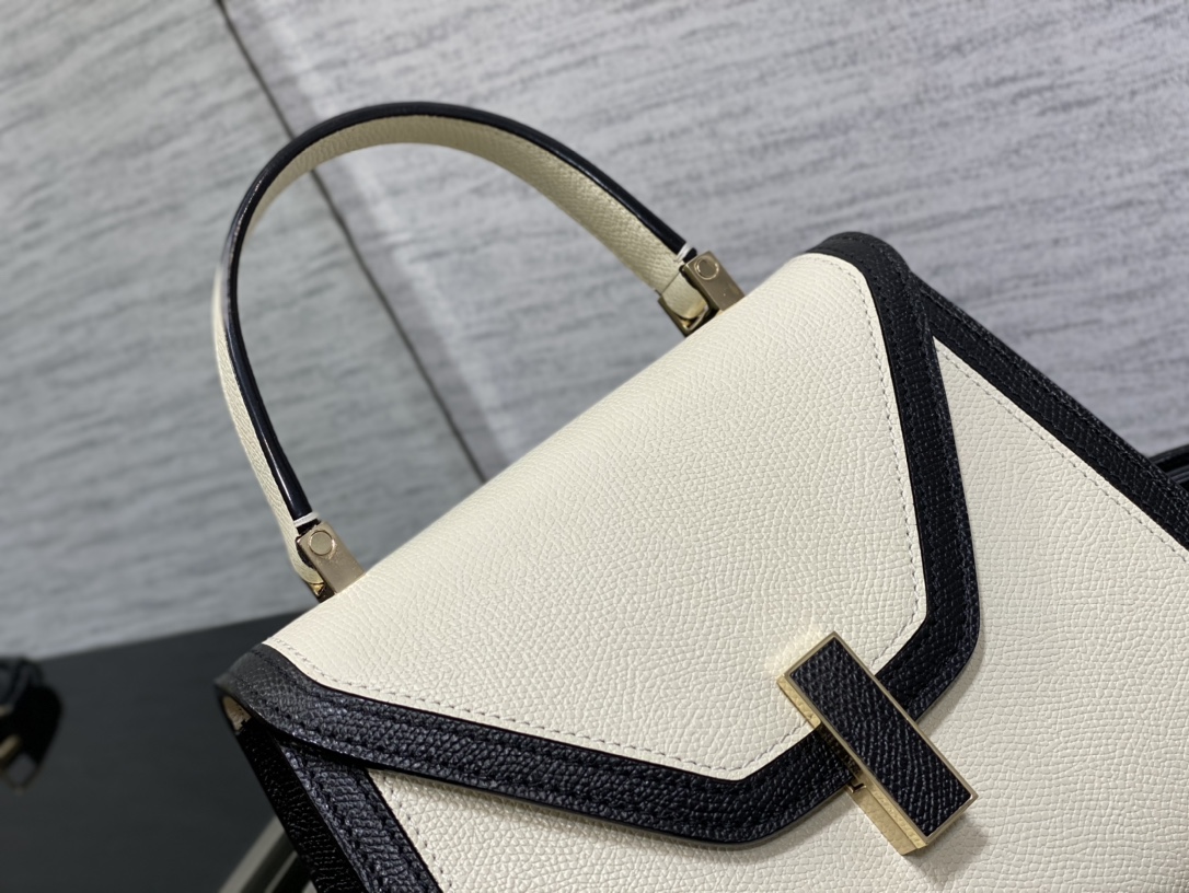 Handbag VALEXTRA size *'* - vstockx