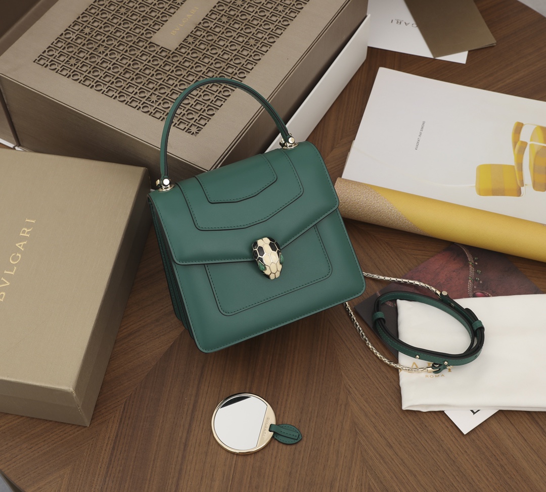 Handbags Bvlgari 28624791050 size:18*16*10cm - vstockx