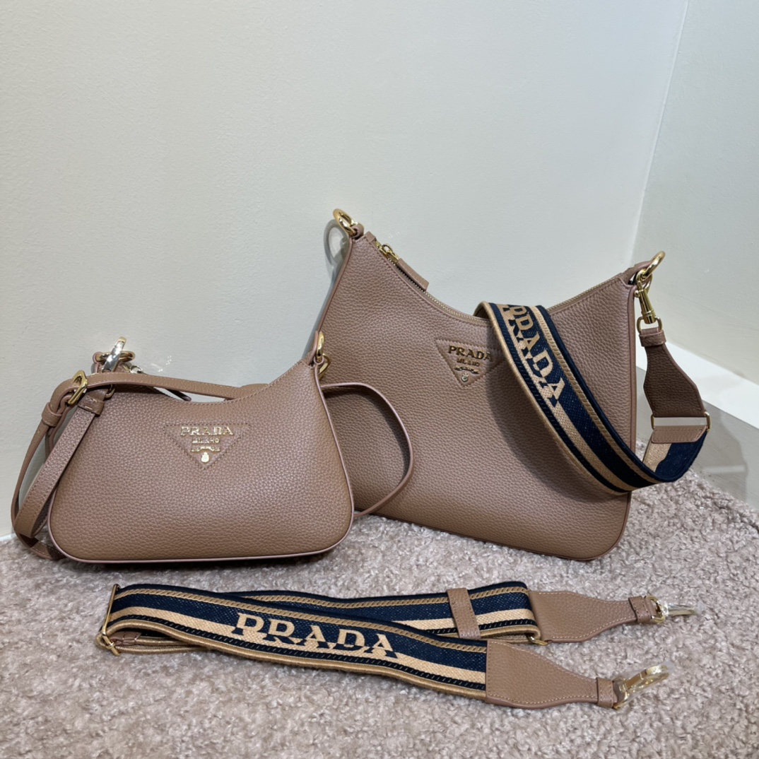 Handbags Prada 1BH193 size:24×16×8 cm - vstockx