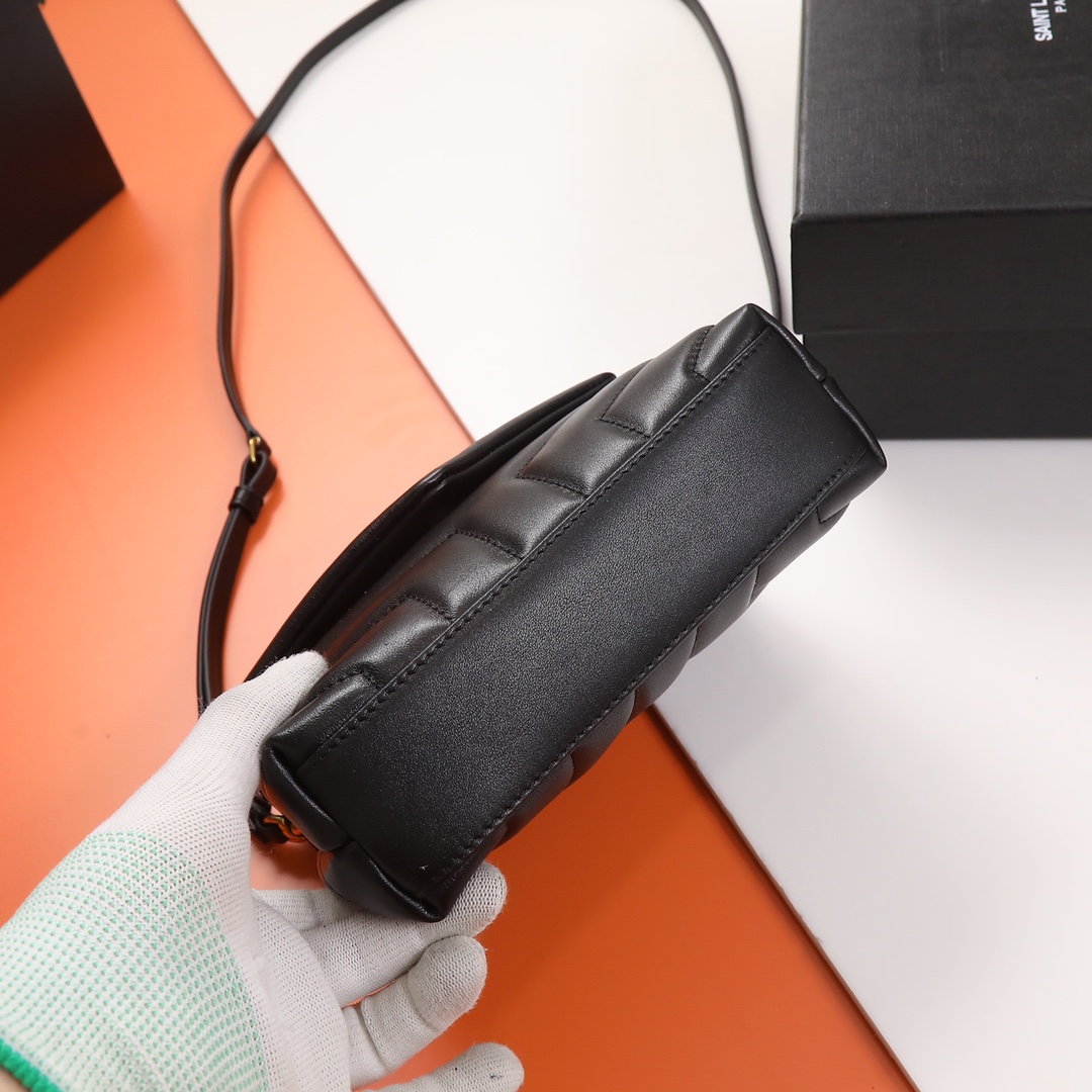 Handbags SAINT LAURENT 467072 size 20  14  7 cm - vstockx