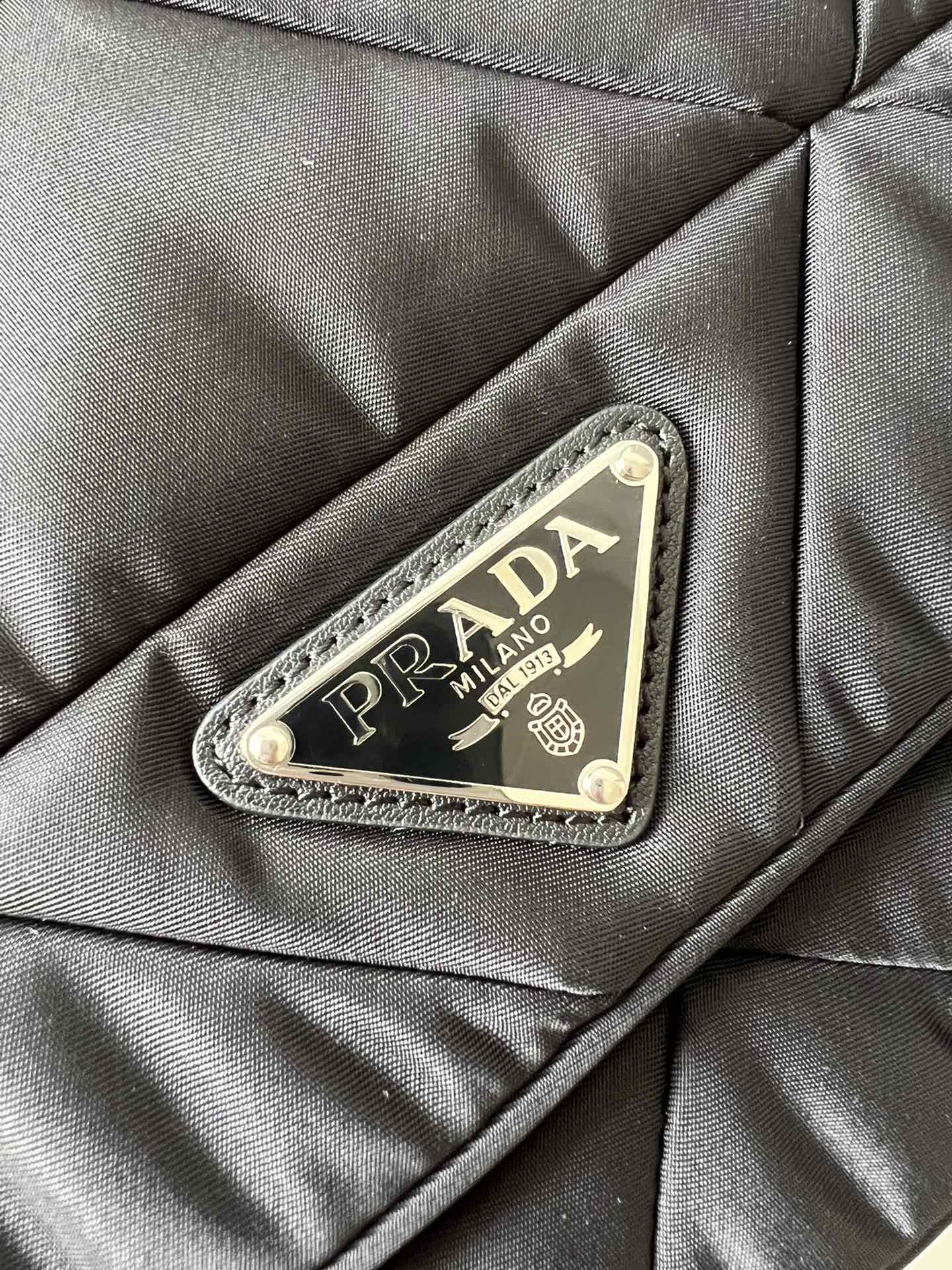 handbags prada 1BD290 24*17.5*8.5 - vstockx