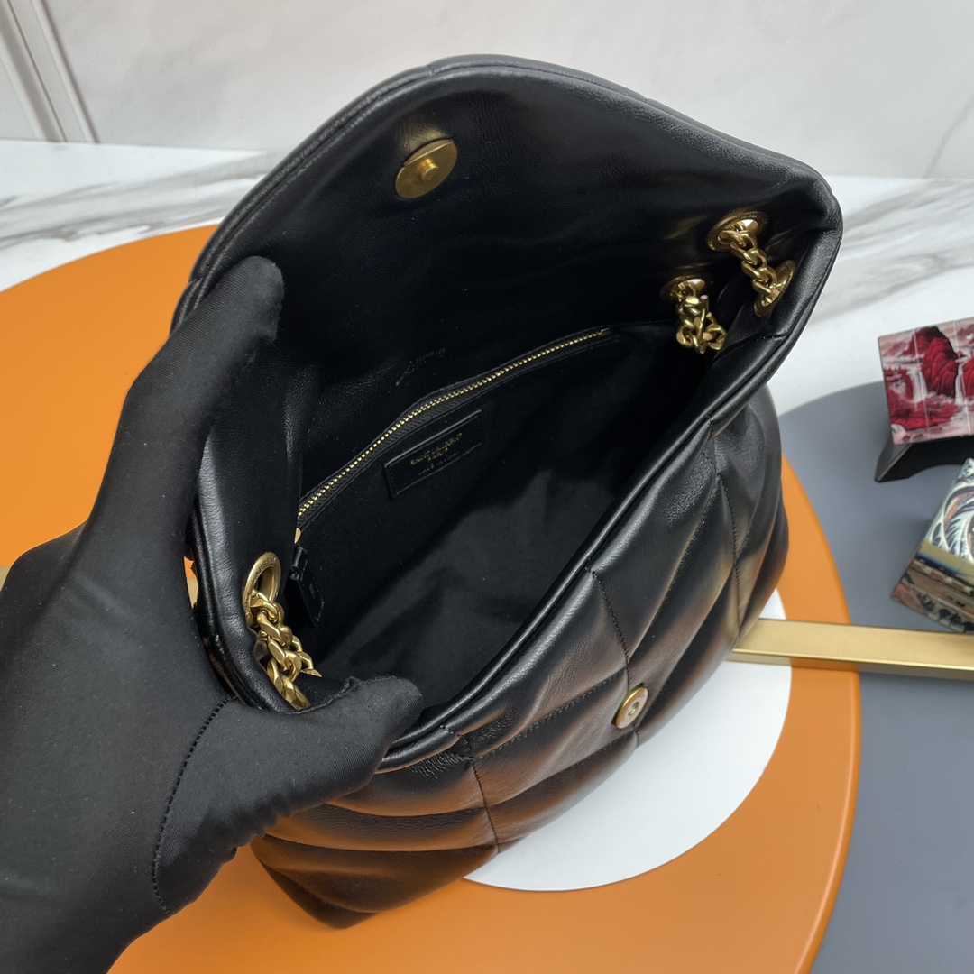 Handbags SAINT LAURENT 577476 size 29x17x11 cm - vstockx