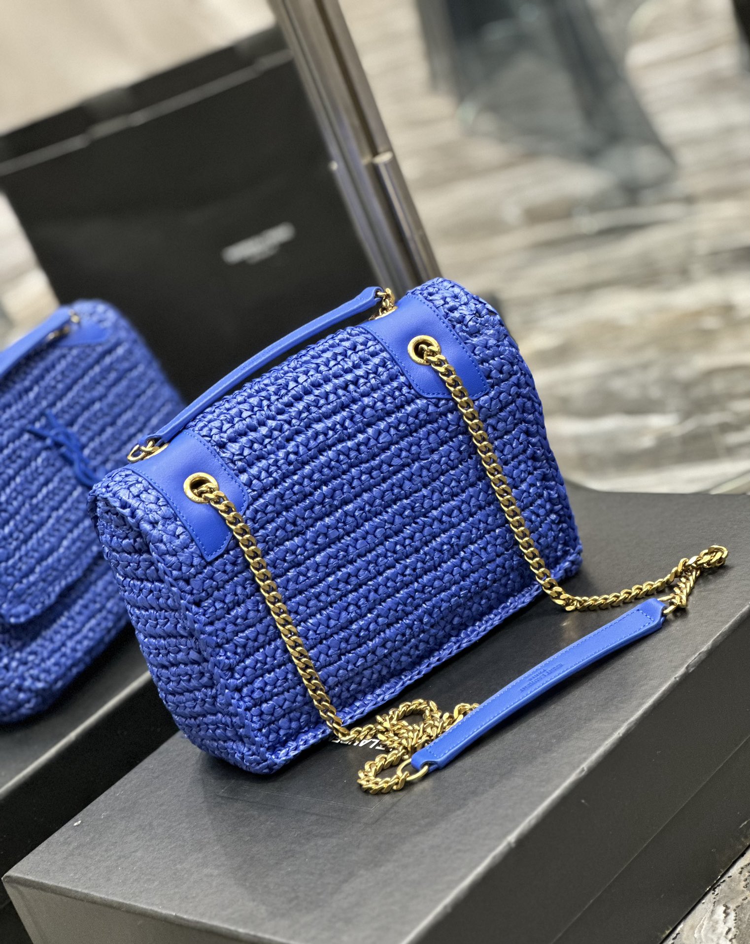 Handbags SAINT LAURENT 633151 size 22  16.5  12 cm - vstockx