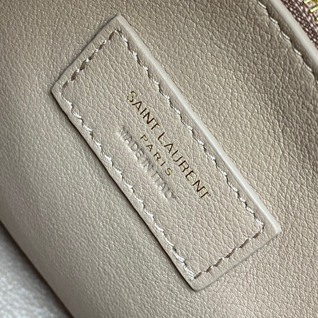 Handbags SAINT LAURENT 713938 size 24.5x16x6 cm - vstockx