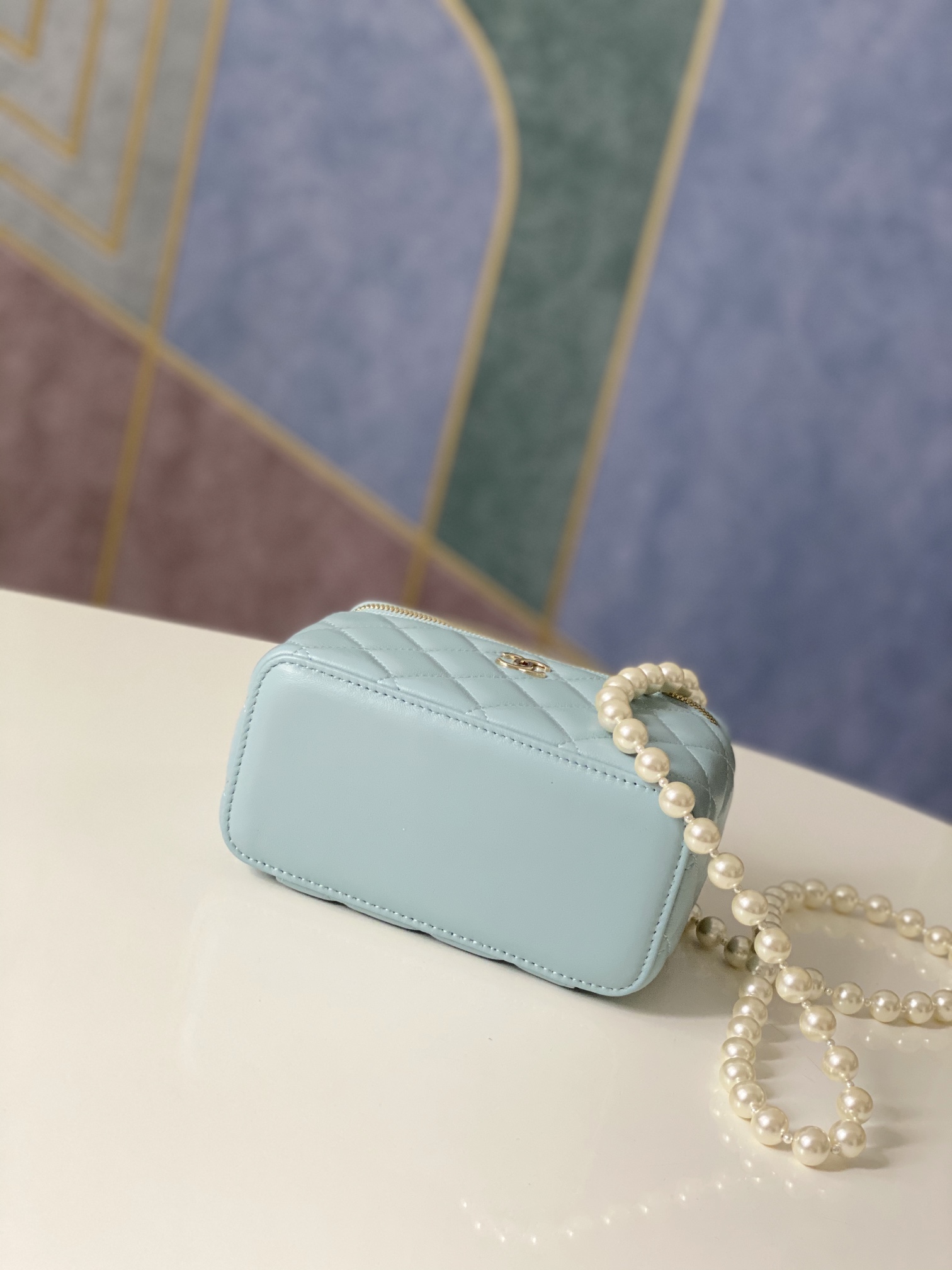 Handbag Chanel 81192 size 9.5-17-8 - vstockx