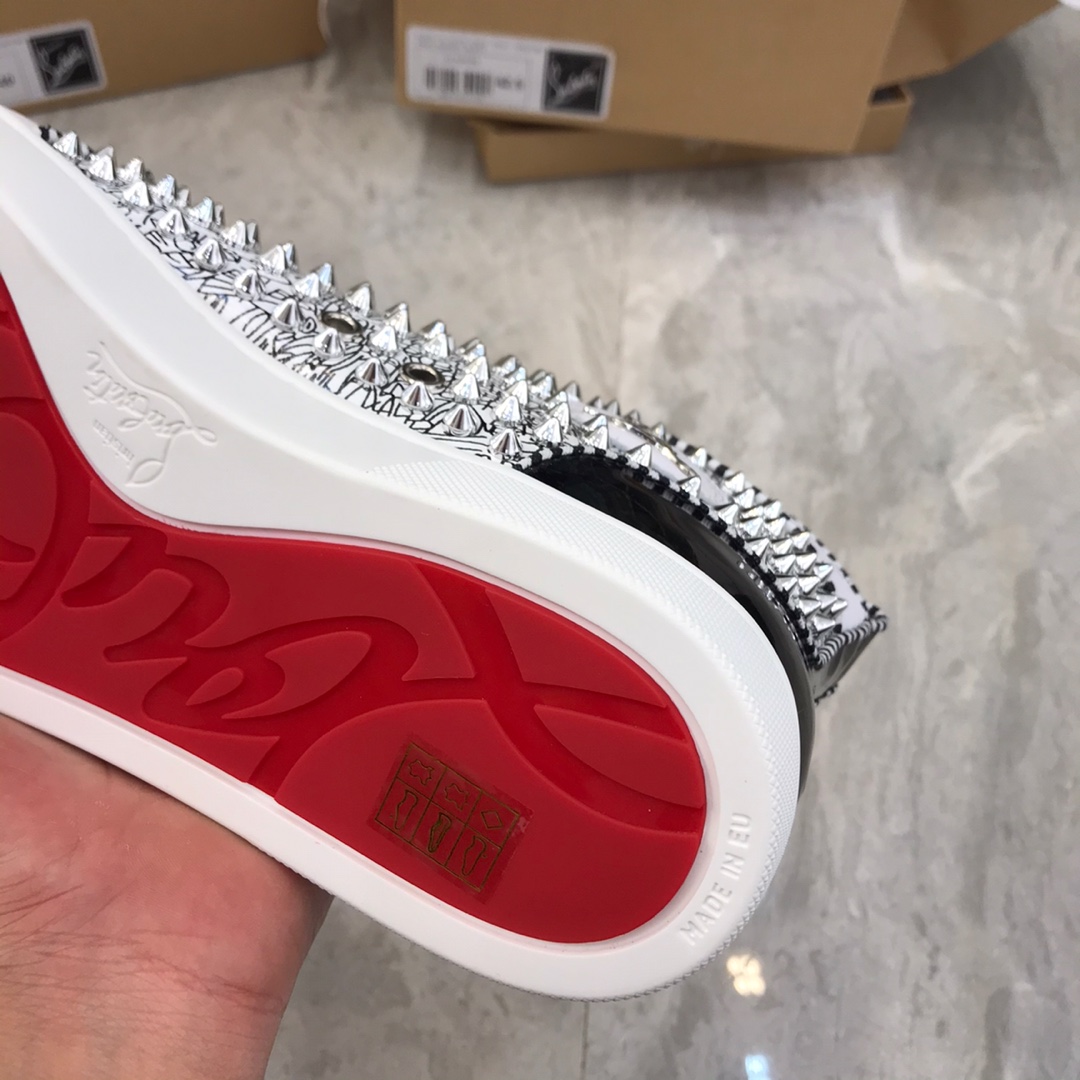 Christian Louboutin Louis Junior Spikes Orlato Flat Sneakers 42 - vstockx