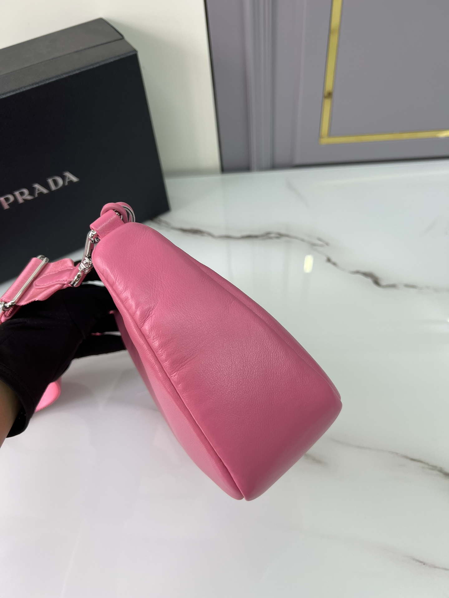 handbags prada 1BH204 22*18*6.5 - vstockx