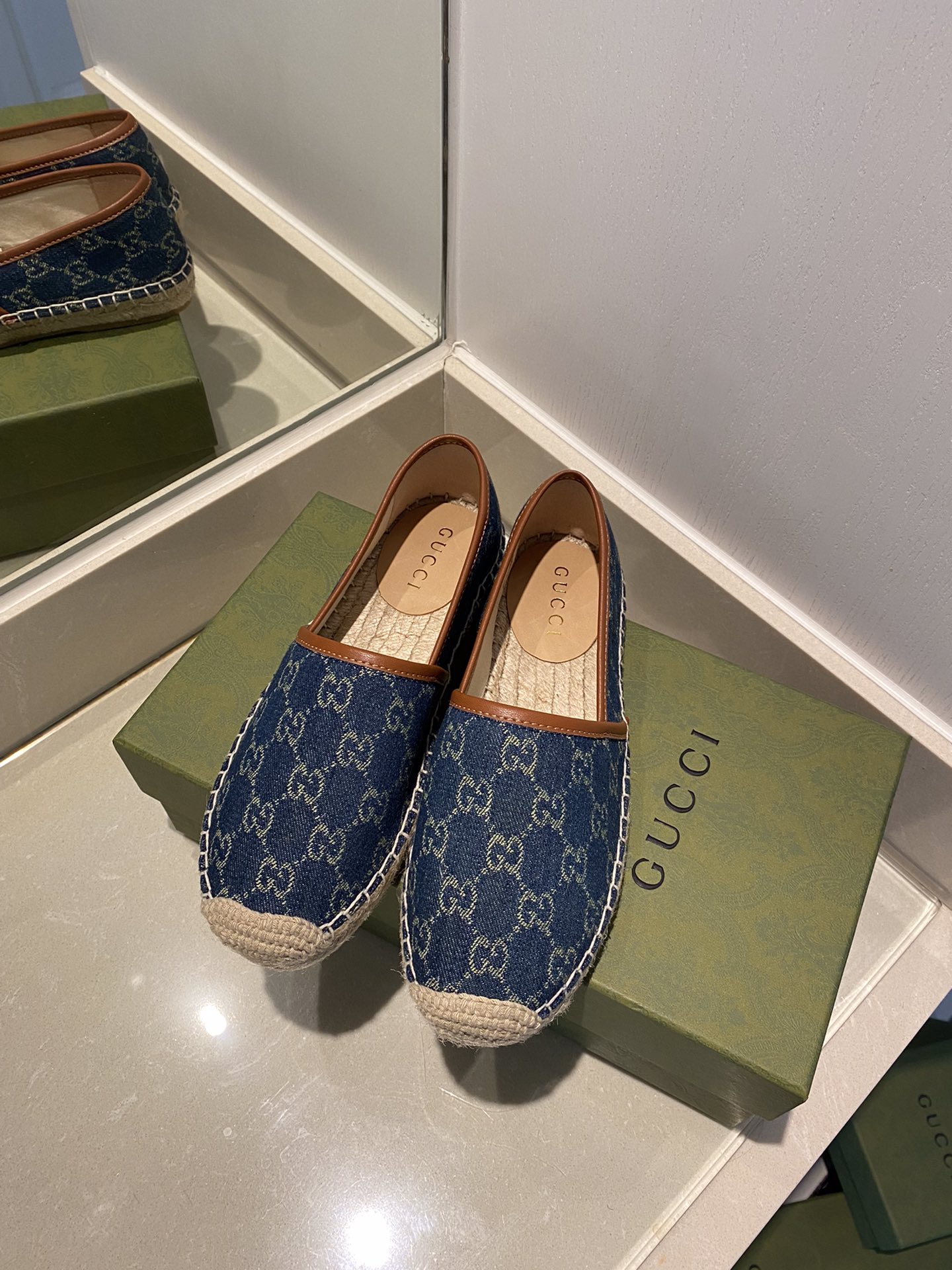 Gucci Leather espadrille with Double G WOMEN 2 - vstockx
