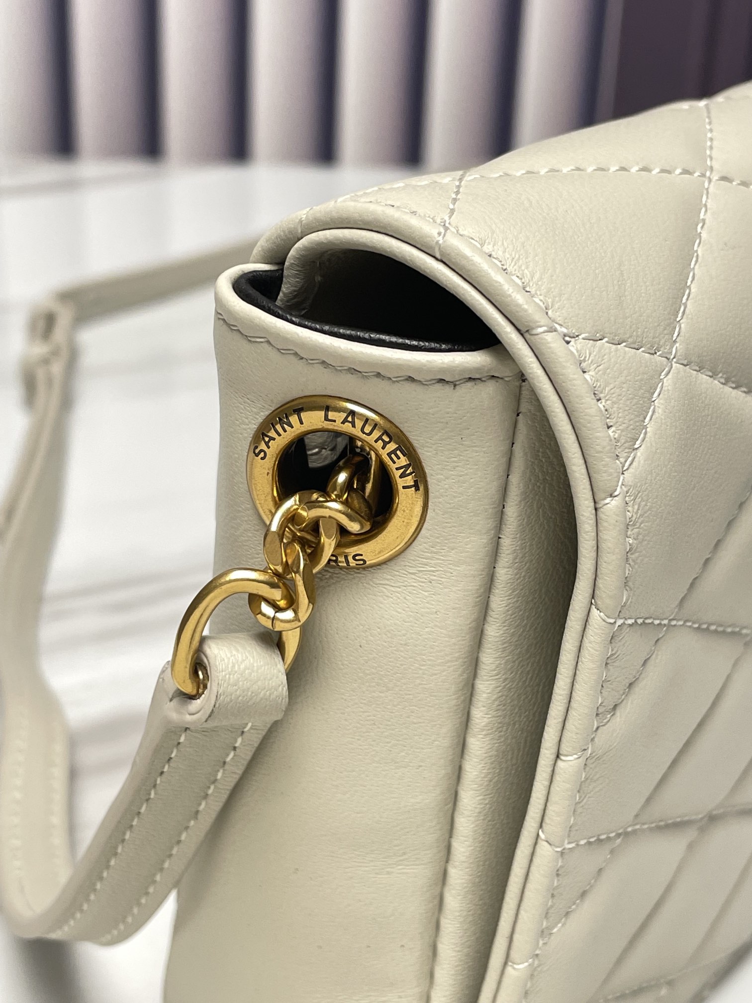 Handbags SAINT LAURENT 676628 size 26x4.5x13 cm - vstockx