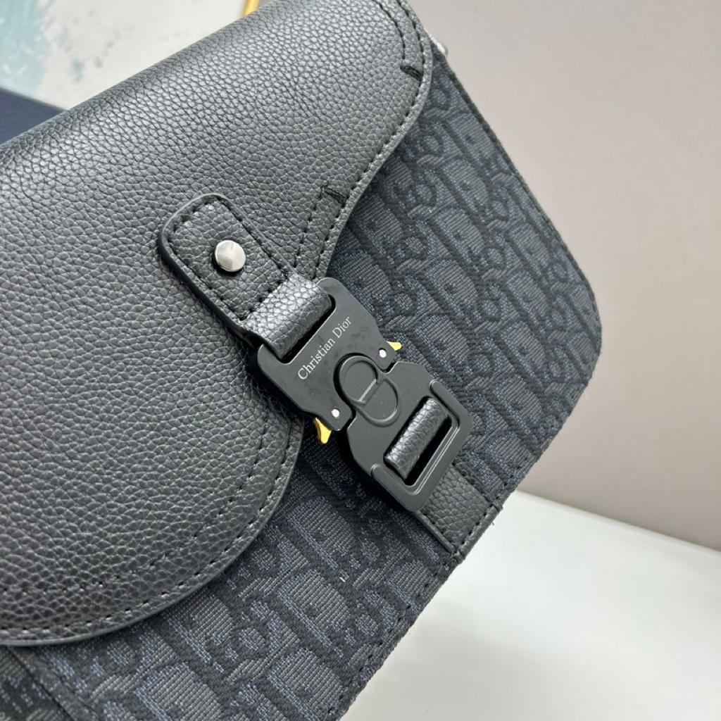 Handbag Dior 6612 size 23*18*6 cm - vstockx