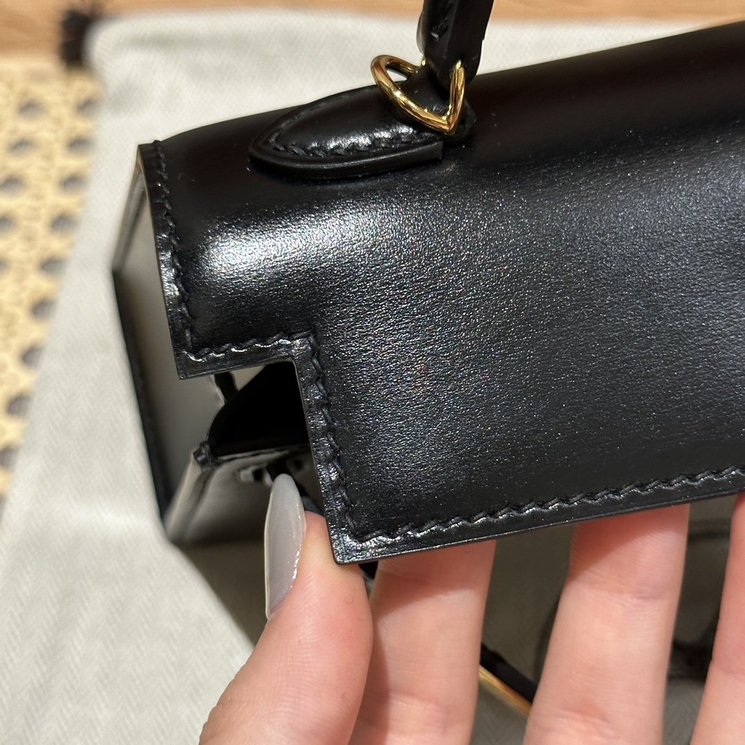 Handbags Hermes mini Kelly size:19cm - vstockx