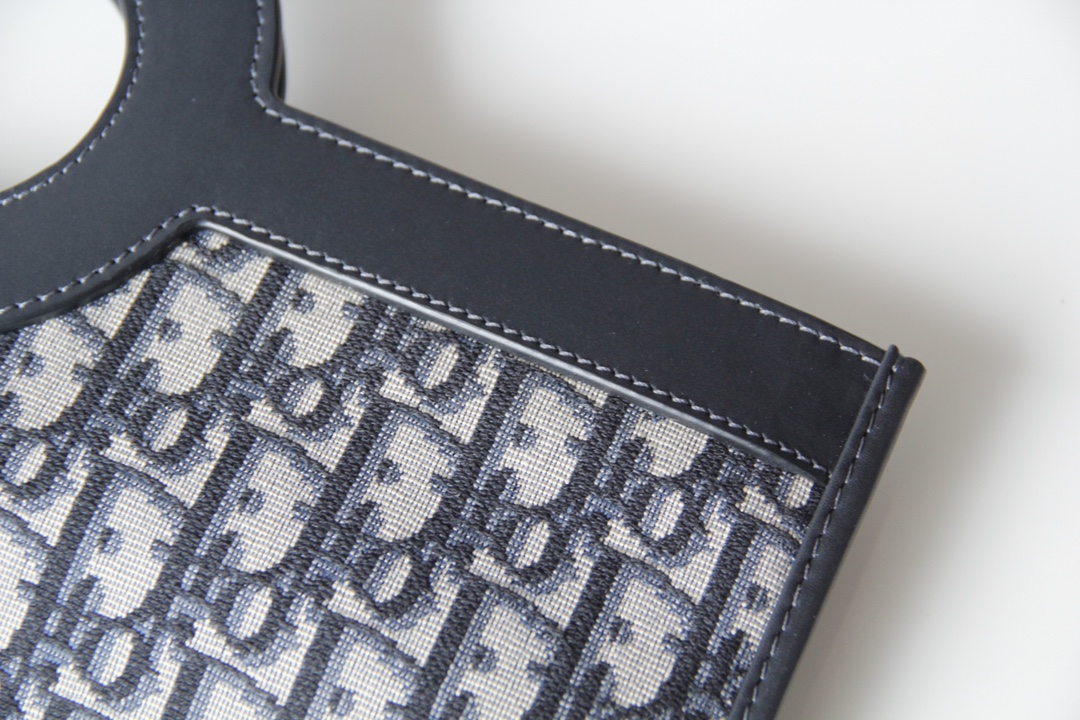 Handbags Dior oblique 6601 size:39*32.5*3 cm - vstockx