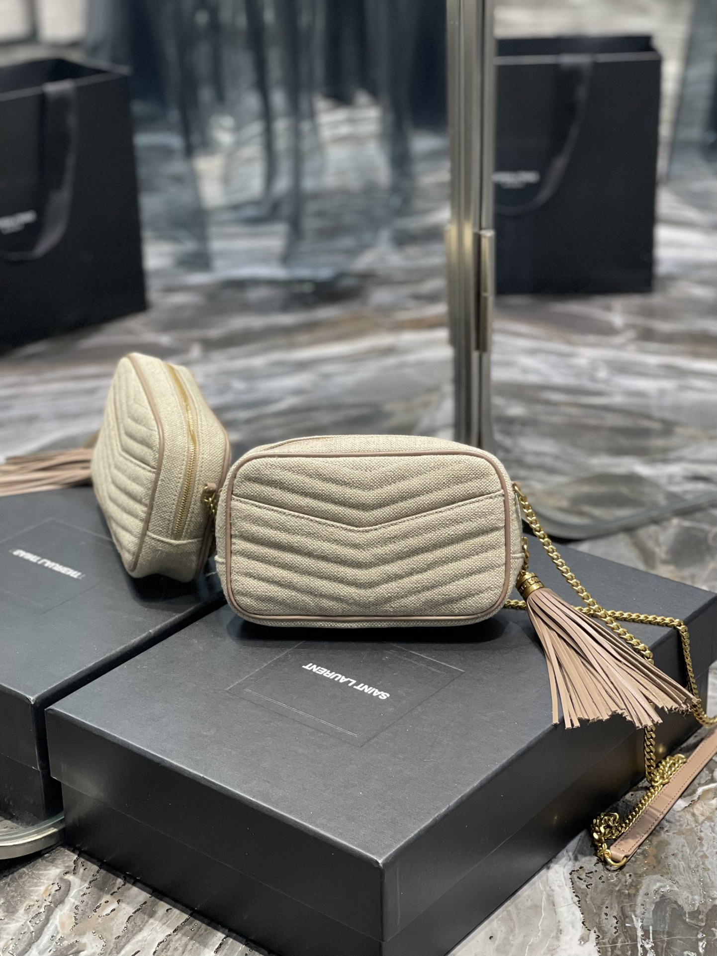 Handbags SAINT LAURENT 585040 size 18  10  5 cm - vstockx