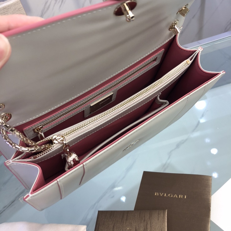 Handbags Bvlgari 35362 size:27.5*17.5*7.5 cm - vstockx