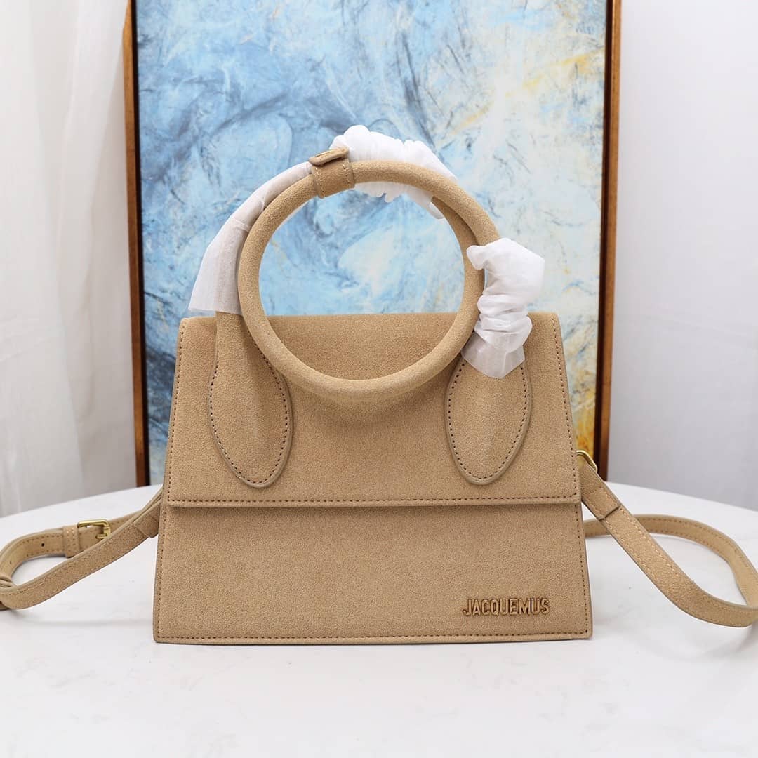 handbag Jacquemus bamnino size 24*17*9 cm - vstockx