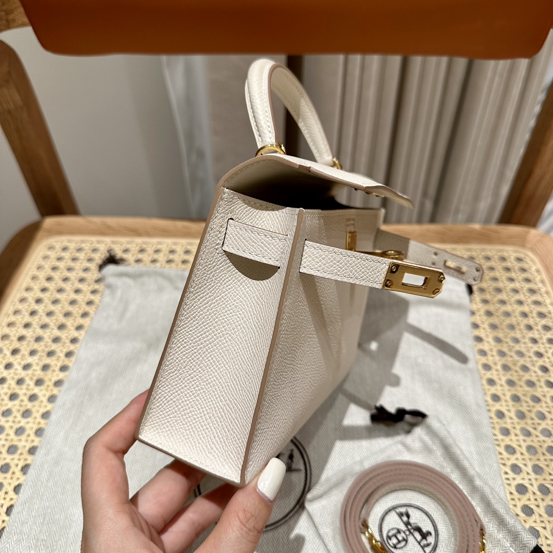 Handbags Hermes mini Kelly size:19 cm - vstockx