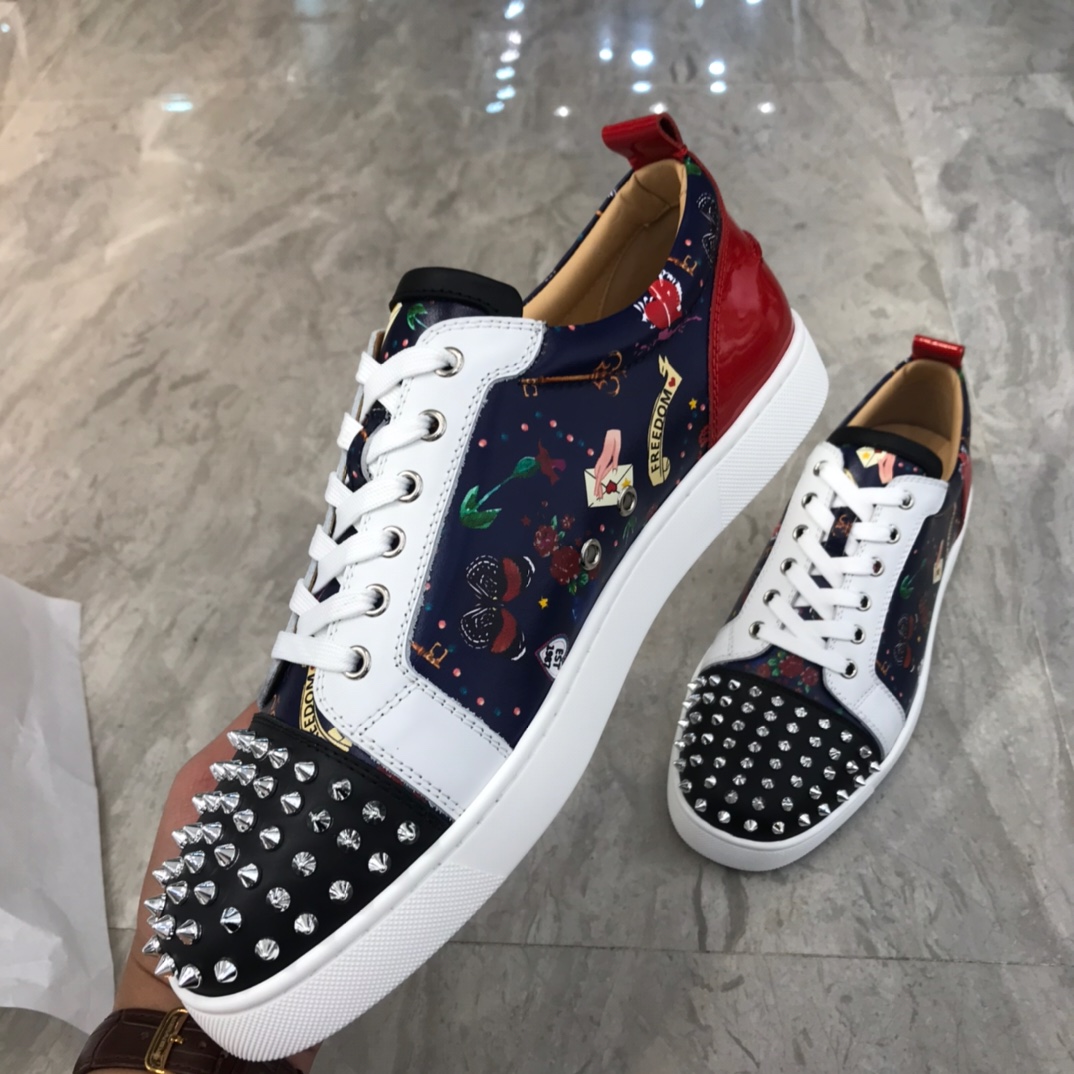 Christian Louboutin Louis Junior Spikes Orlato Flat Sneakers 58 - vstockx
