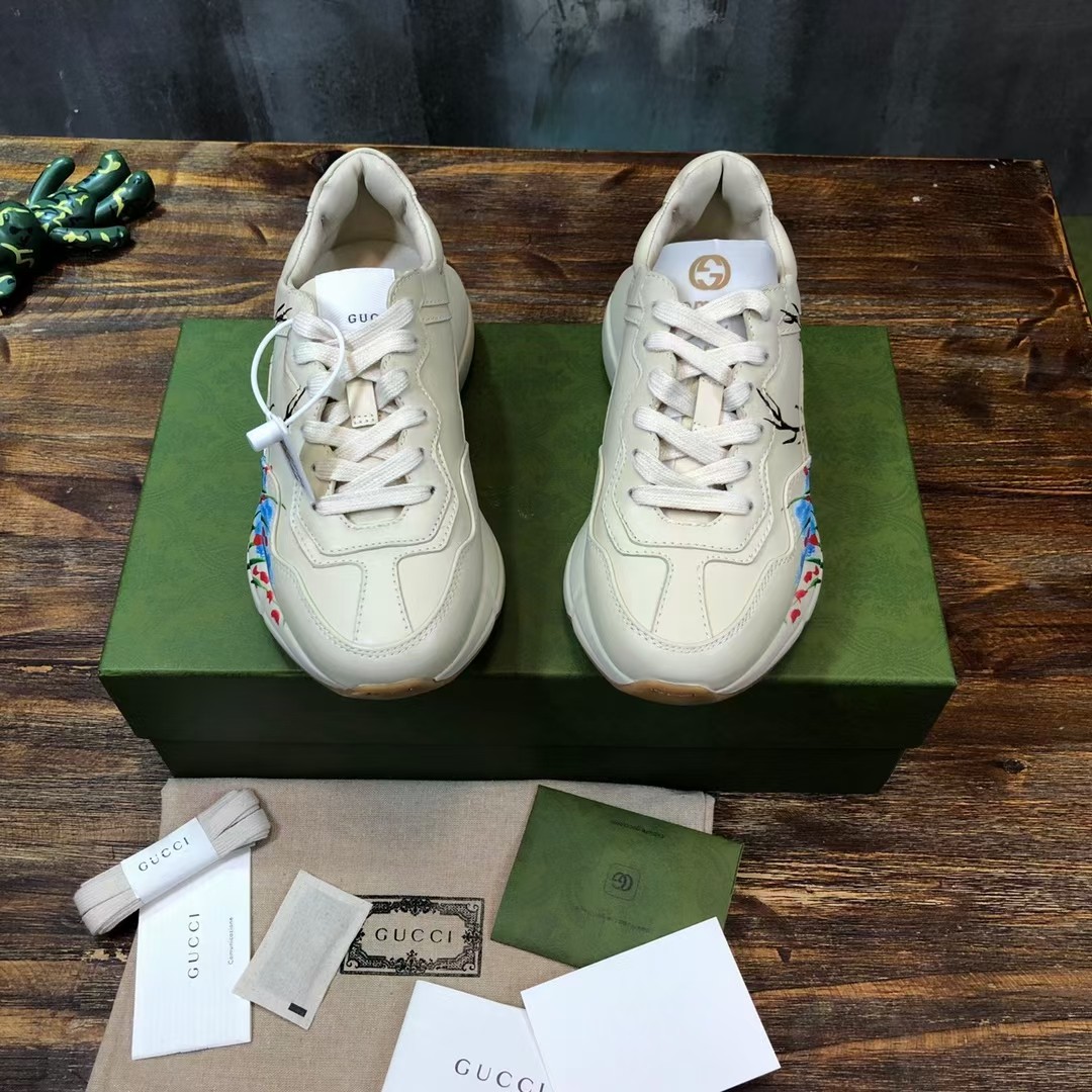 Gucci Rhyton sneaker 31 - vstockx