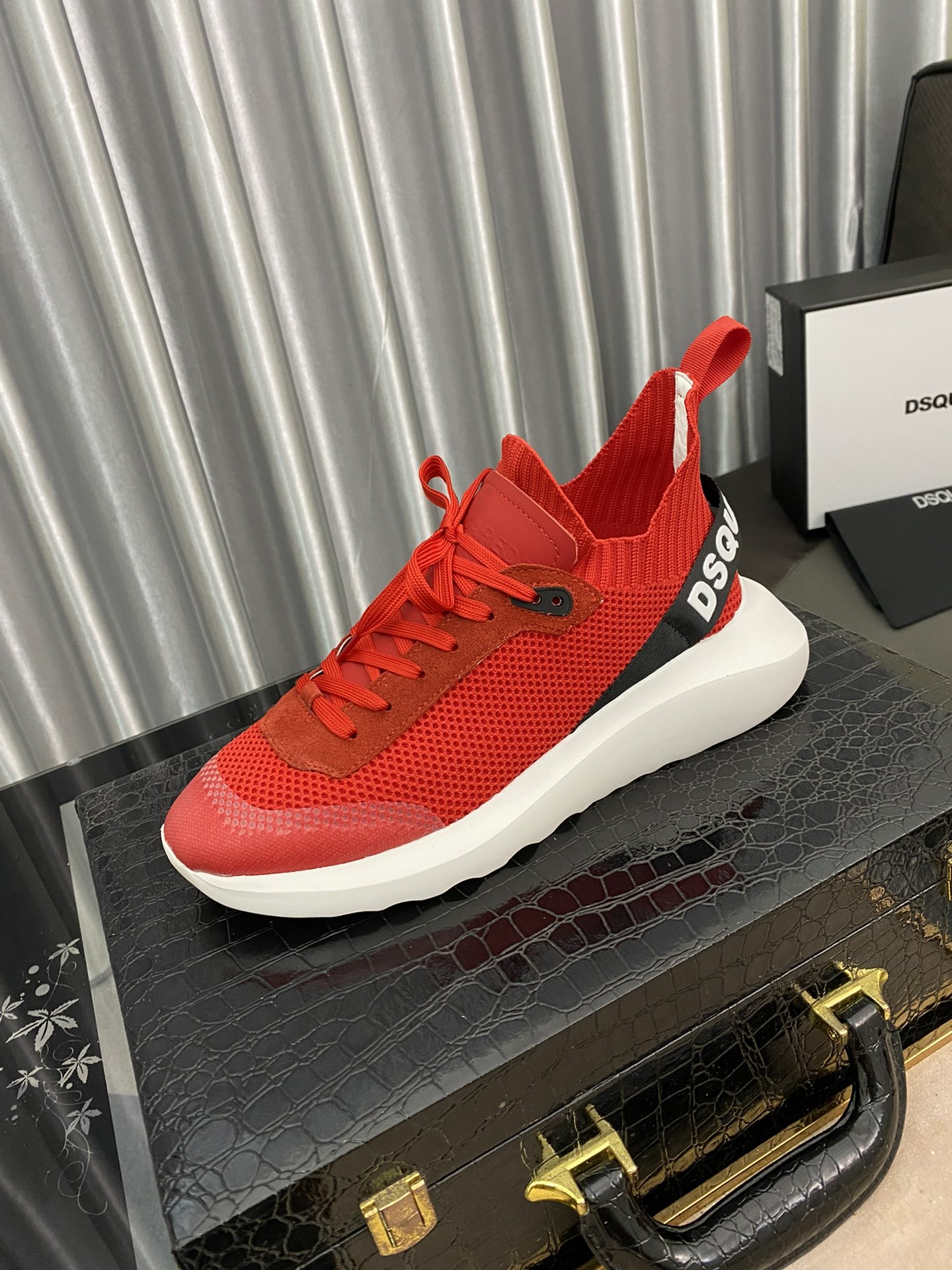 DSQUARED2 sneaker 37 - vstockx