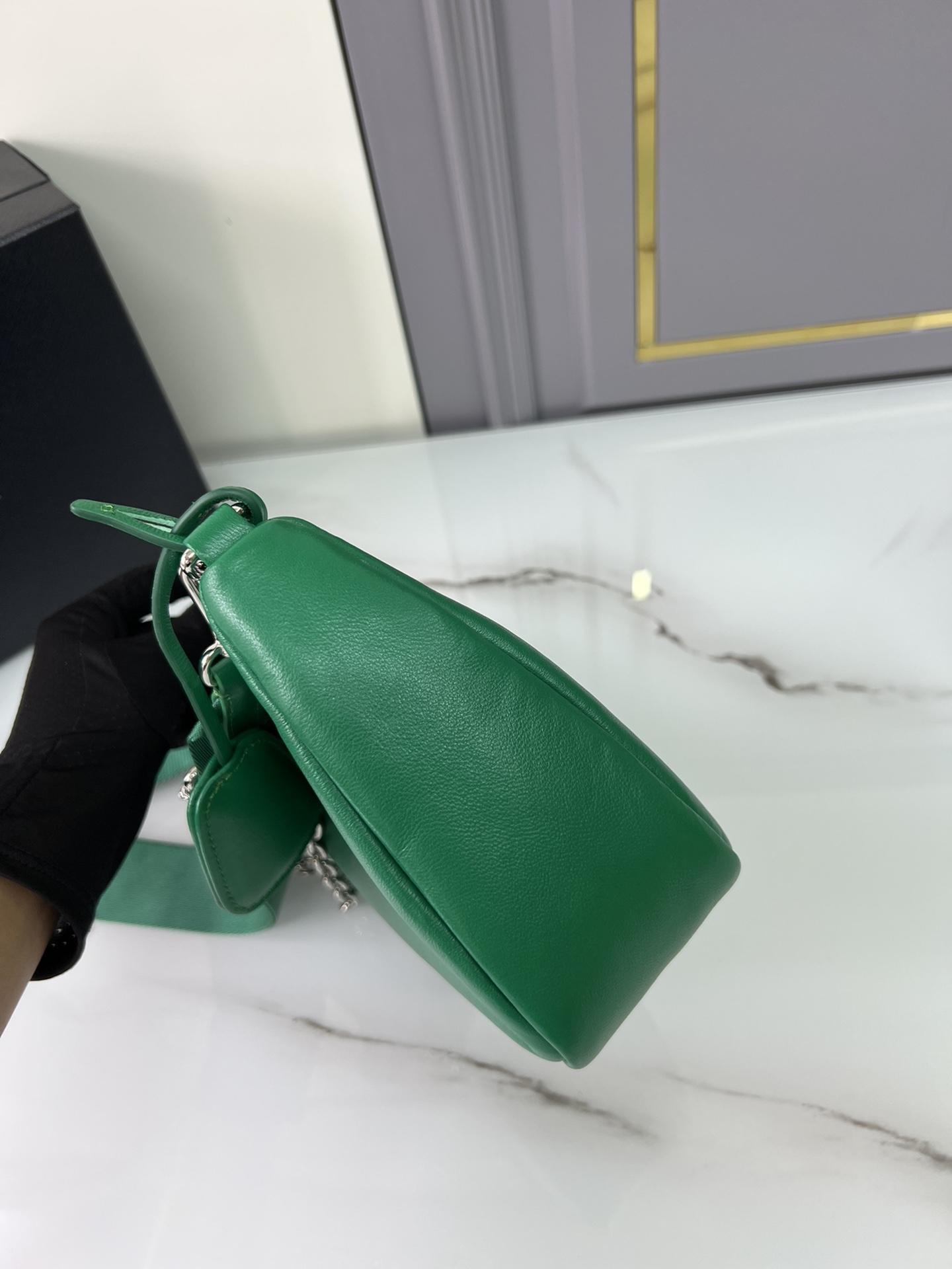 handbags prada 1BH204 22*18*6.5 - vstockx