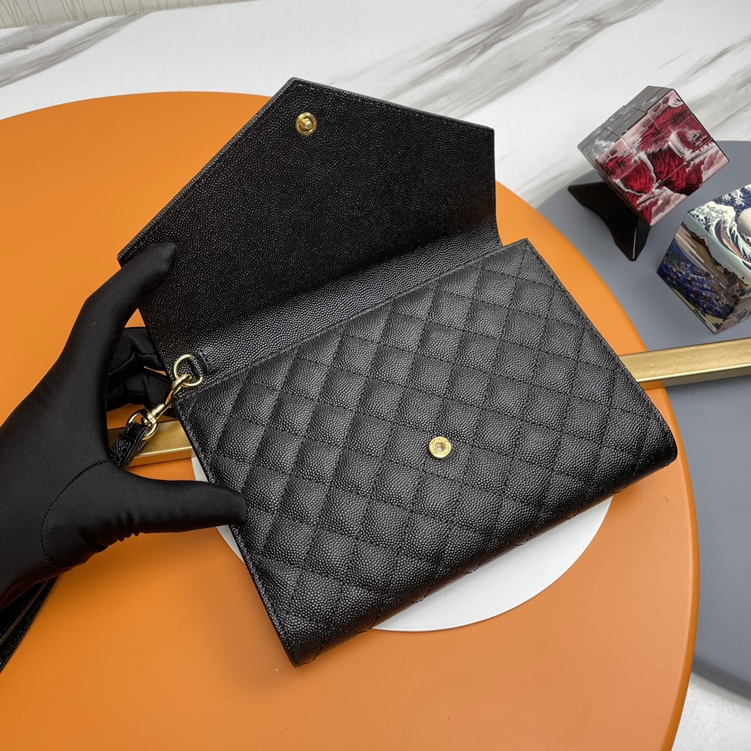 Handbags SAINT LAURENT 617662 size 21x16x3 cm - vstockx