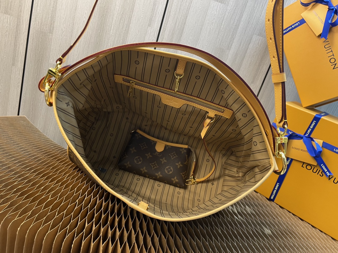 Handbag Louis Vuitton M40353 size 52-30-20 cm - vstockx