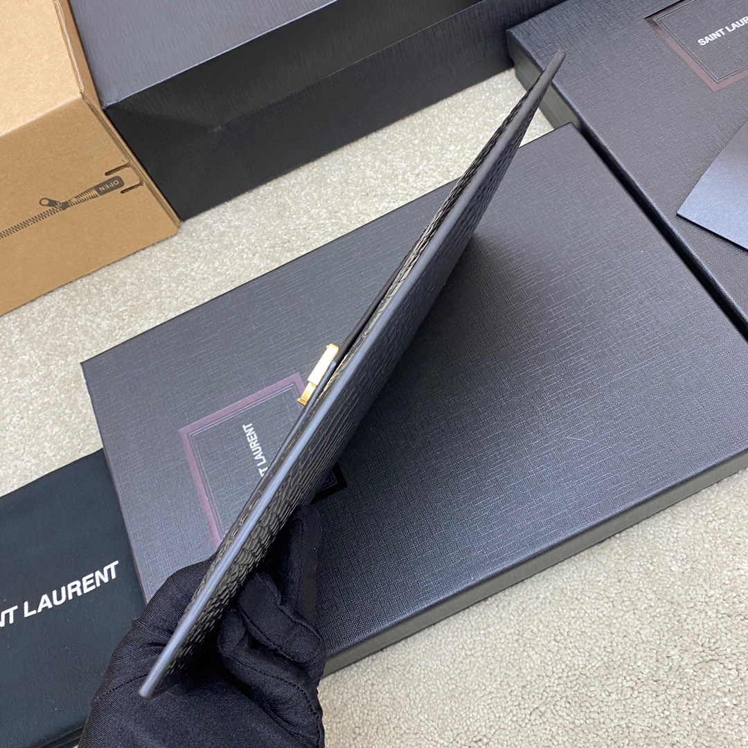 Handbags SAINT LAURENT 565739 size 27x16x2 cm - vstockx