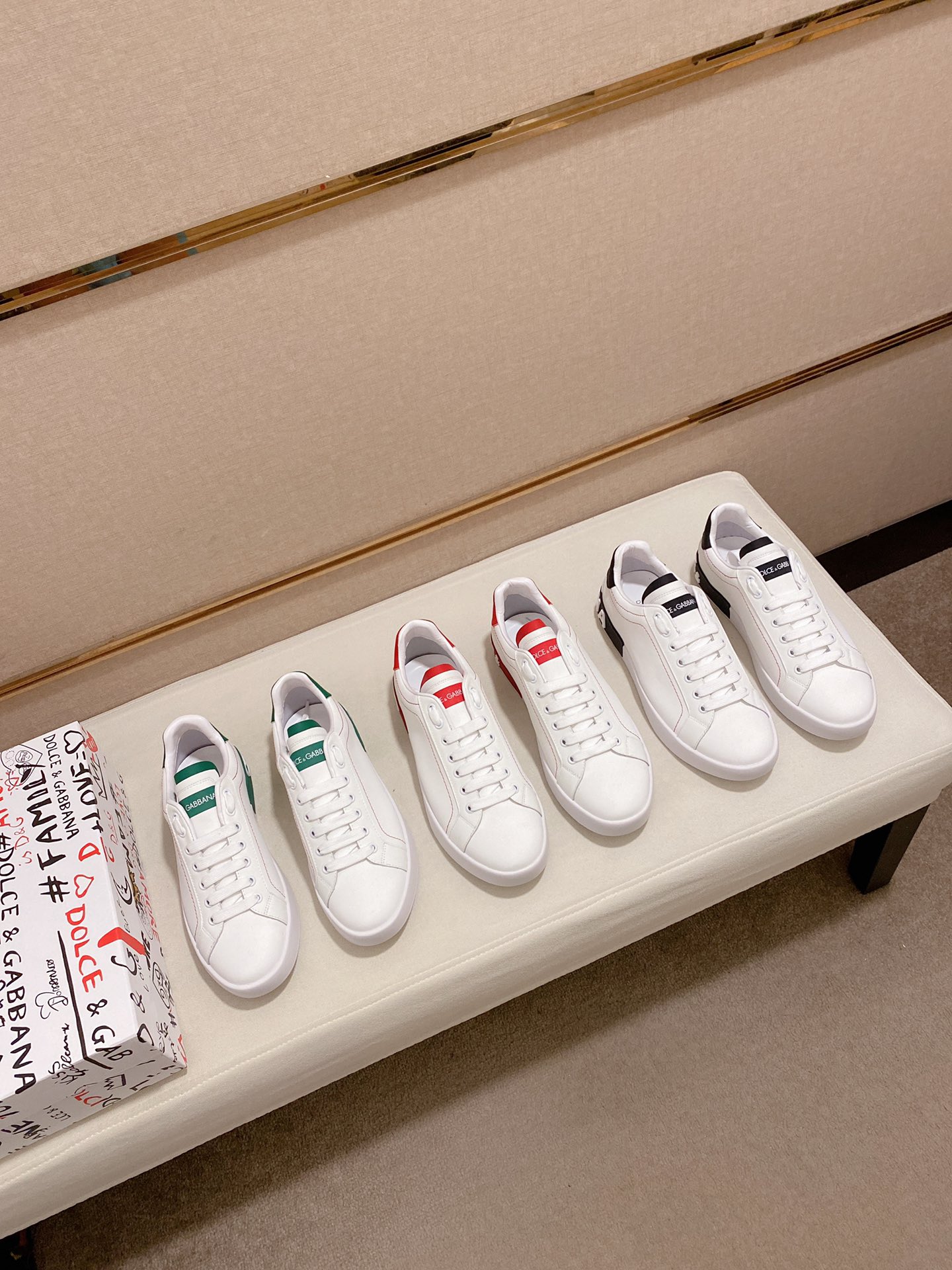 Dolce & Gabbana Low Tops Sneakers 105 - vstockx