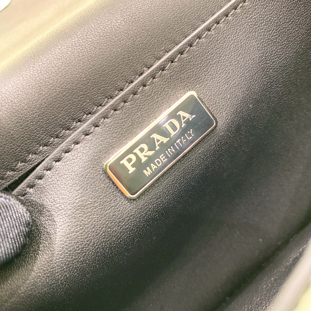 handbags prada 1BH189 size:17*9.5*3.5 - vstockx