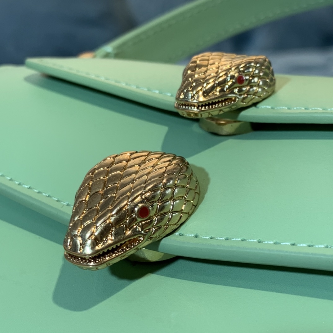 Handbags Bvlgari Alexander Wang X Bvlgr size:18.5*13*6.5 cm - vstockx