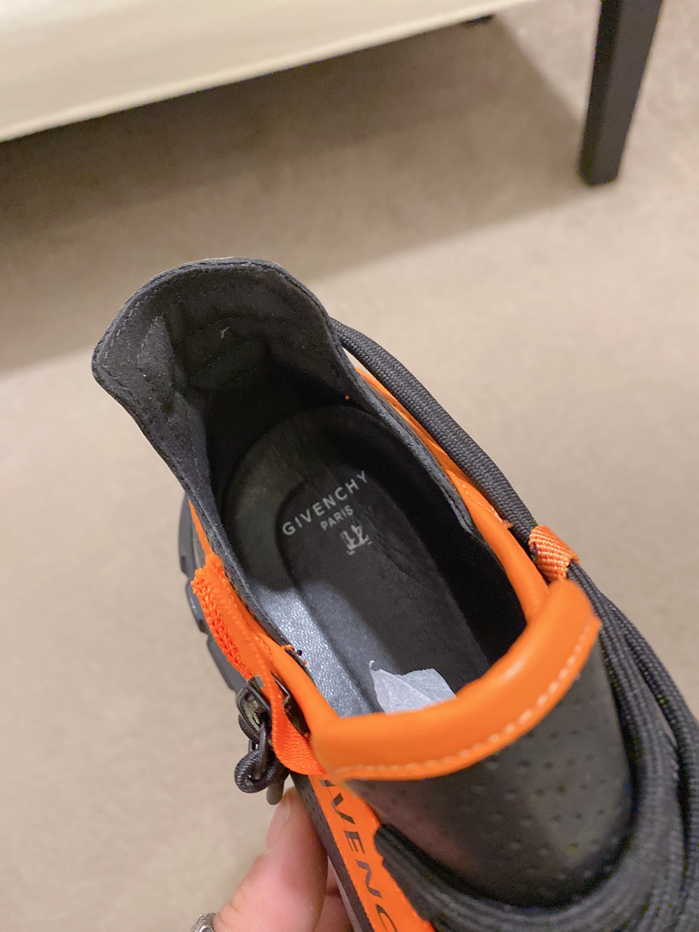 Givenchy Spectre Zip Sneakers 3 - vstockx