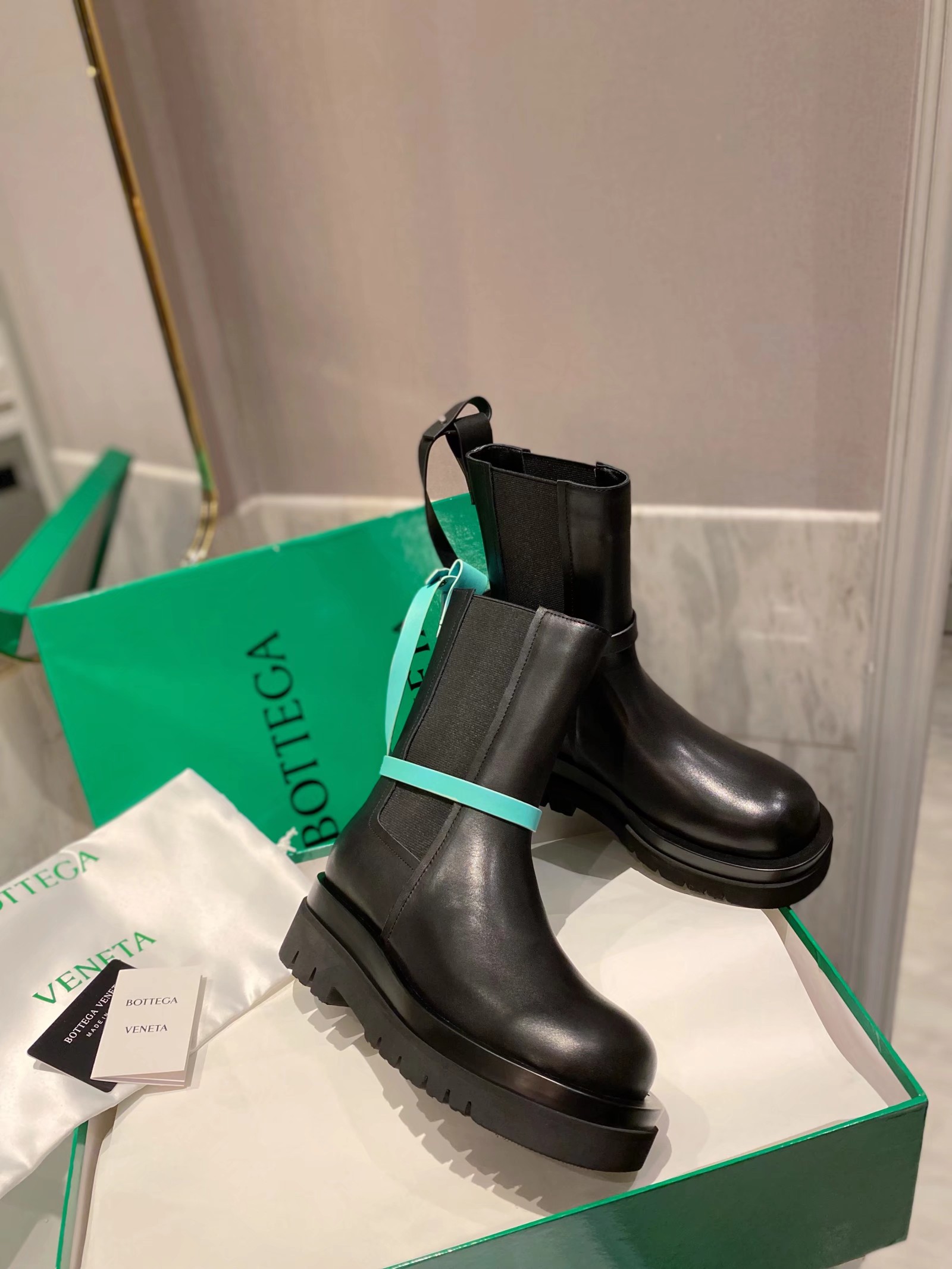 Bottega Veneta Boots 29 - vstockx