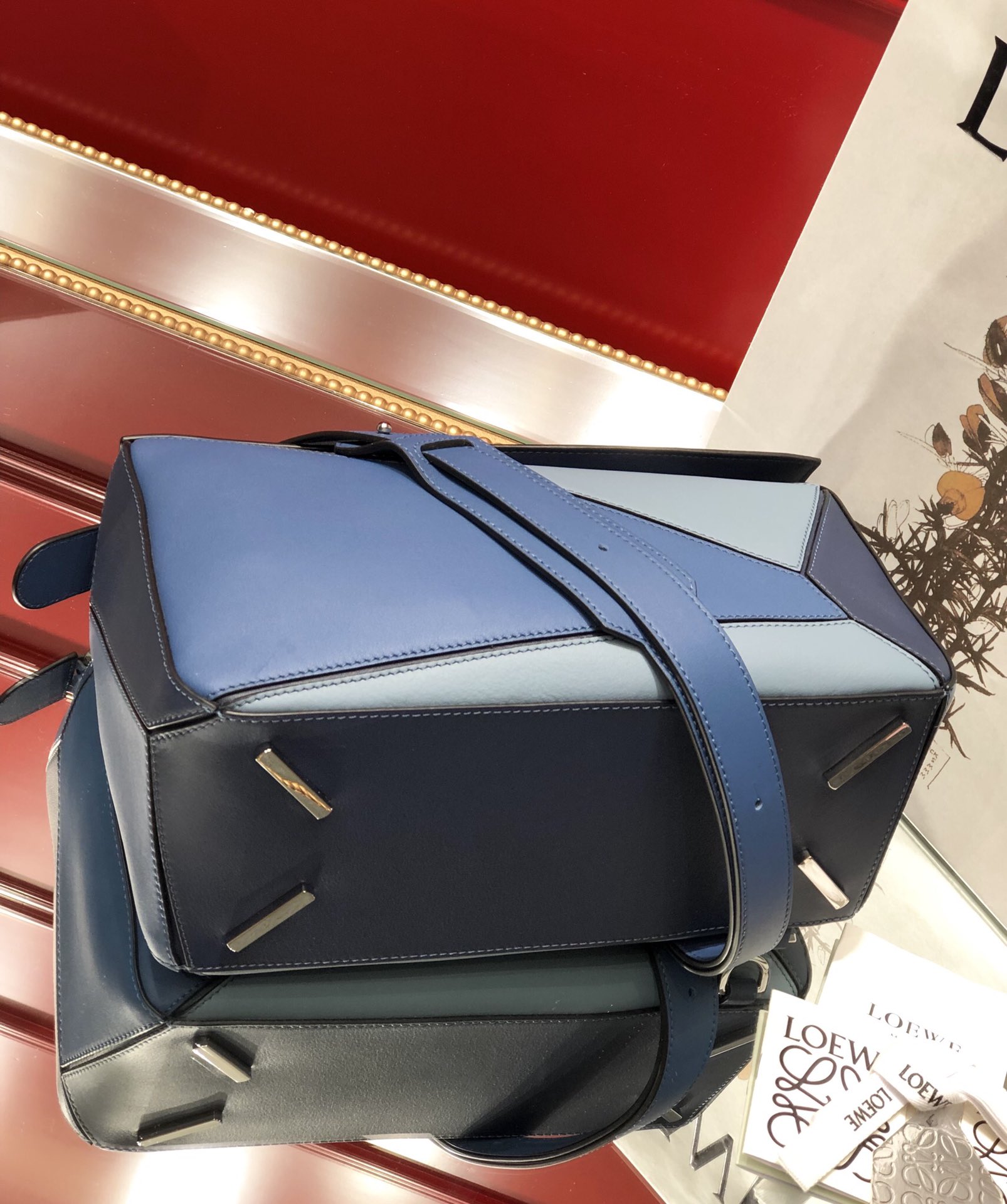 Handbags LOEWE Ykk size:29x18x12 cm - vstockx