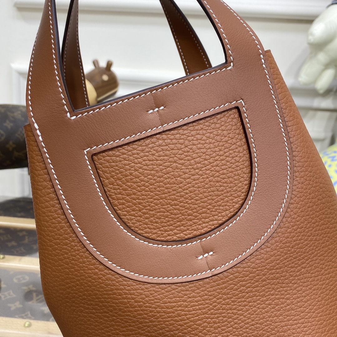 Handbags Hermes picotin size :18x2.5 x22 cm - vstockx