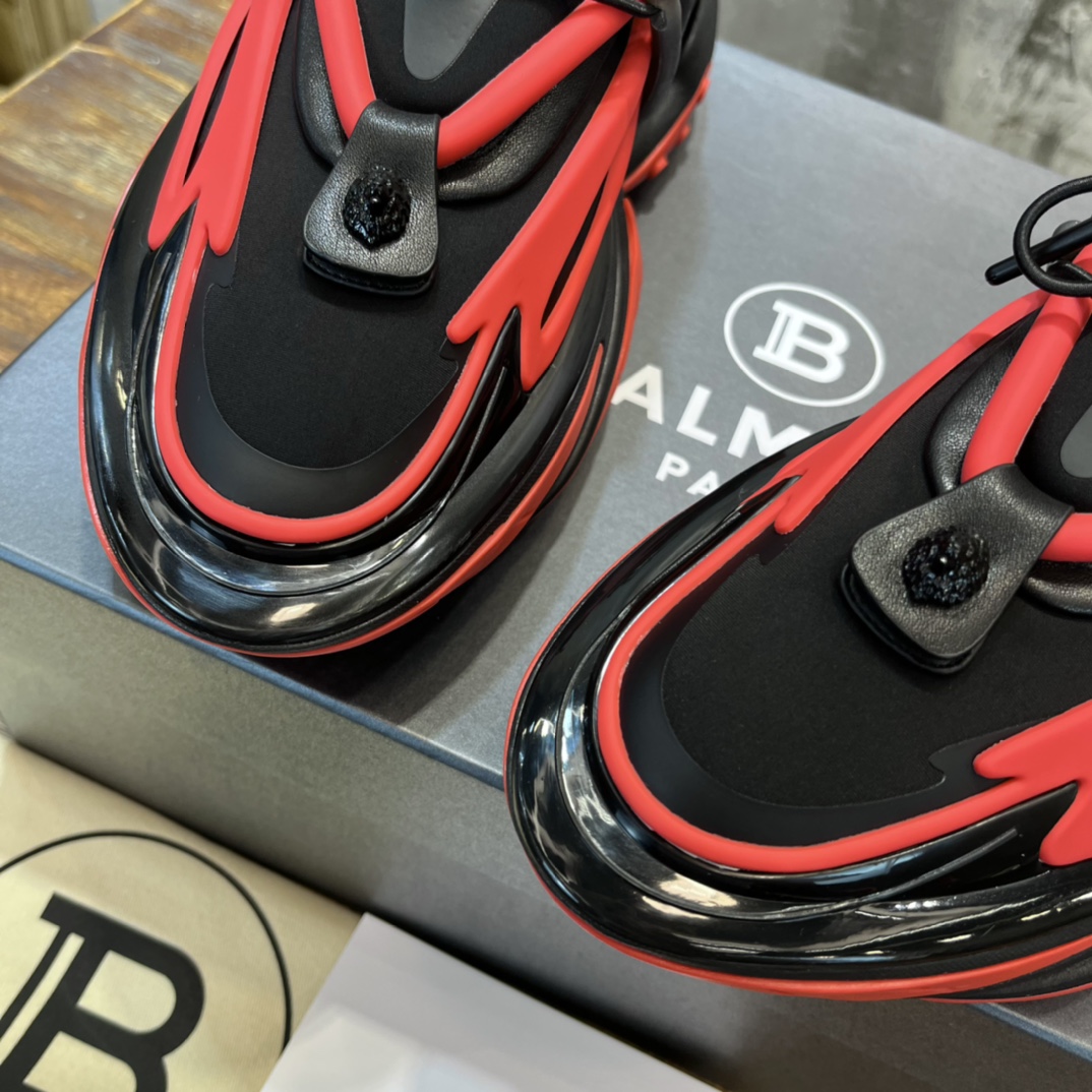 Balmain Sneaker 8 - vstockx