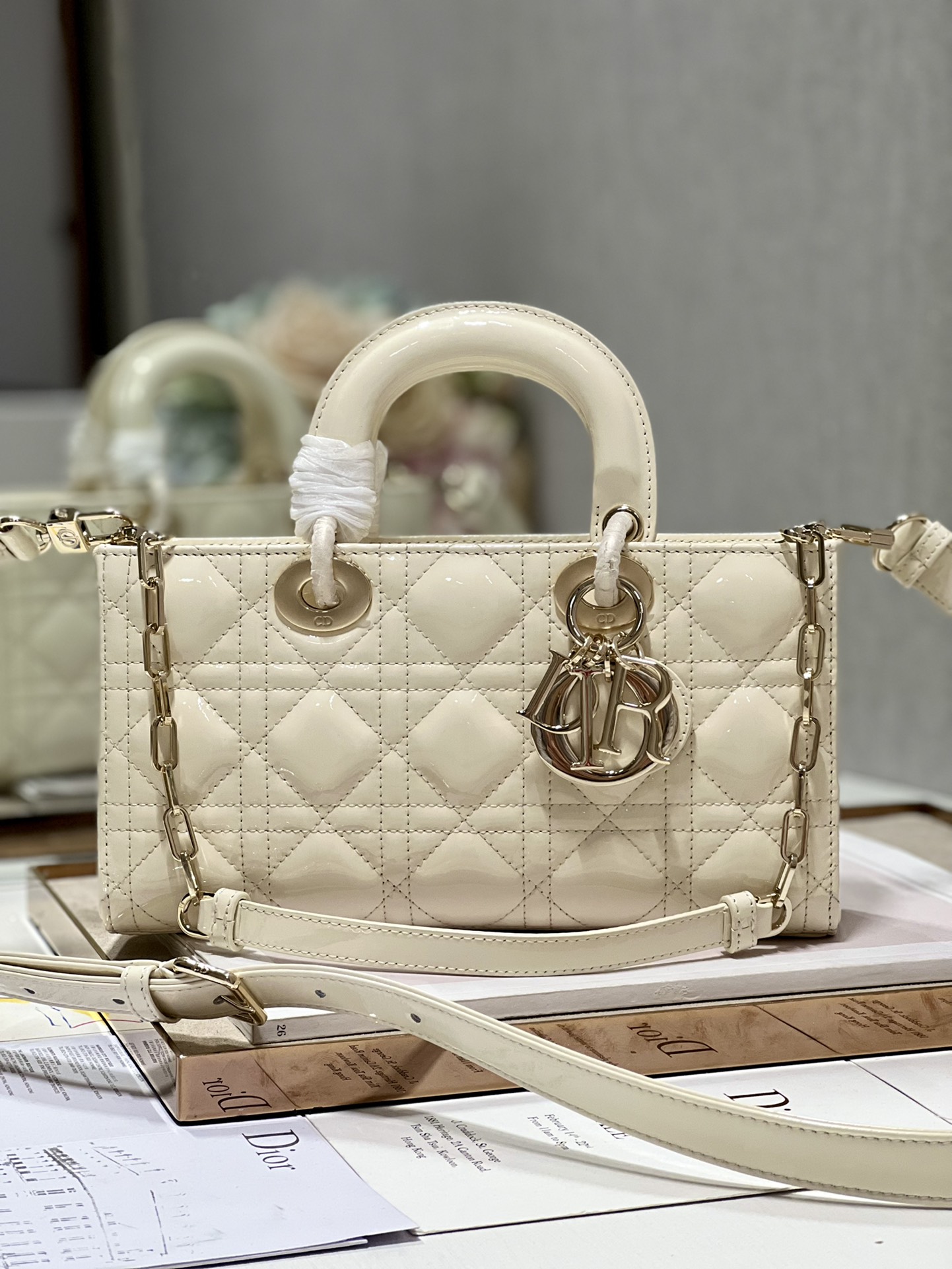Handbag Dior 0540 size 26*6*14 cm - vstockx