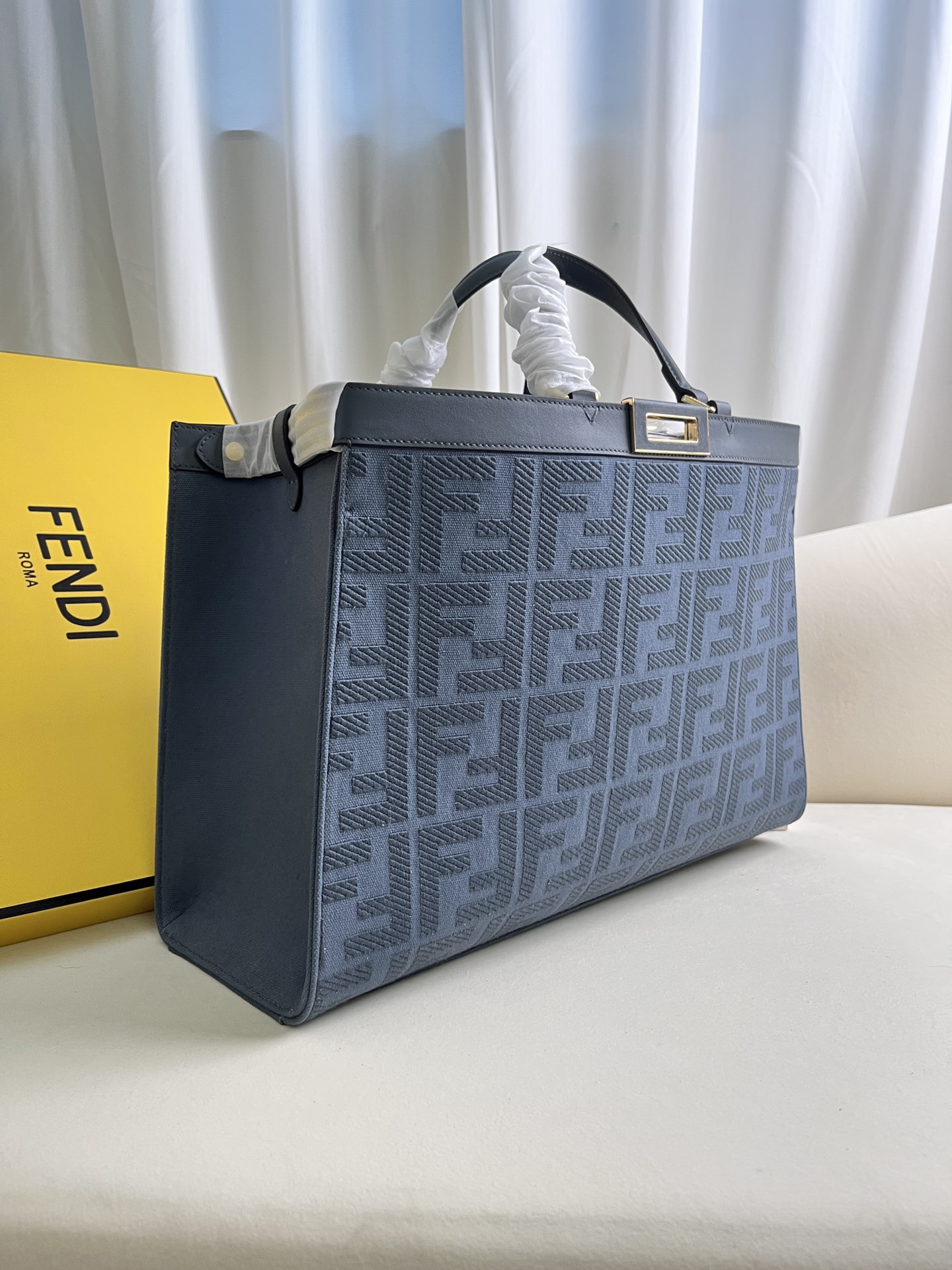 handbags FENDI 1819 size:40*12*29cm - vstockx