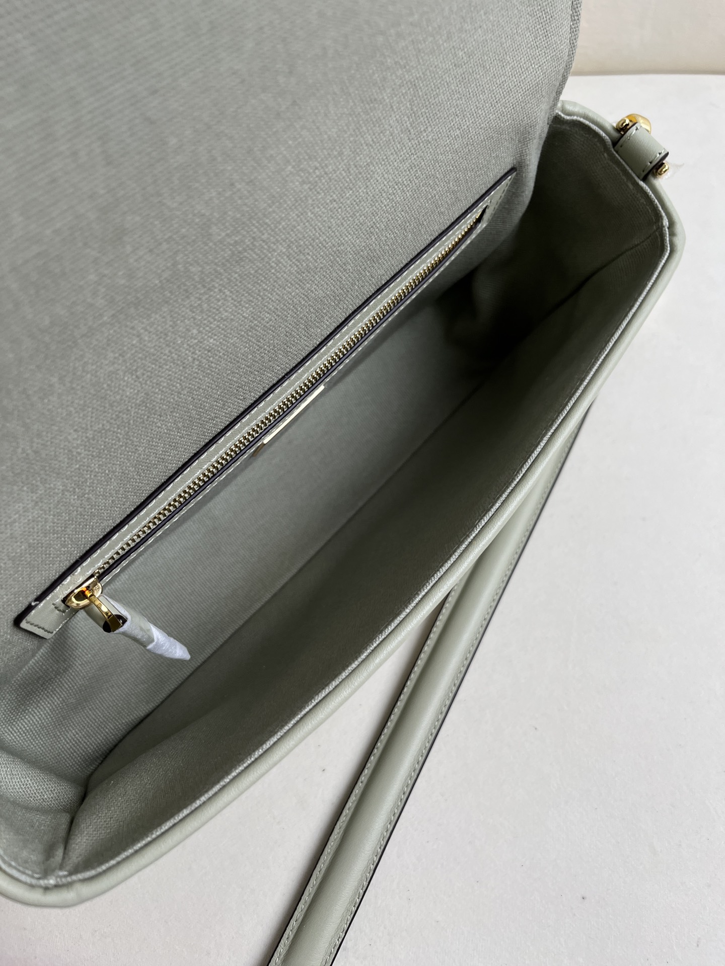 handbags FENDI 0159 size:26*5*15cm - vstockx