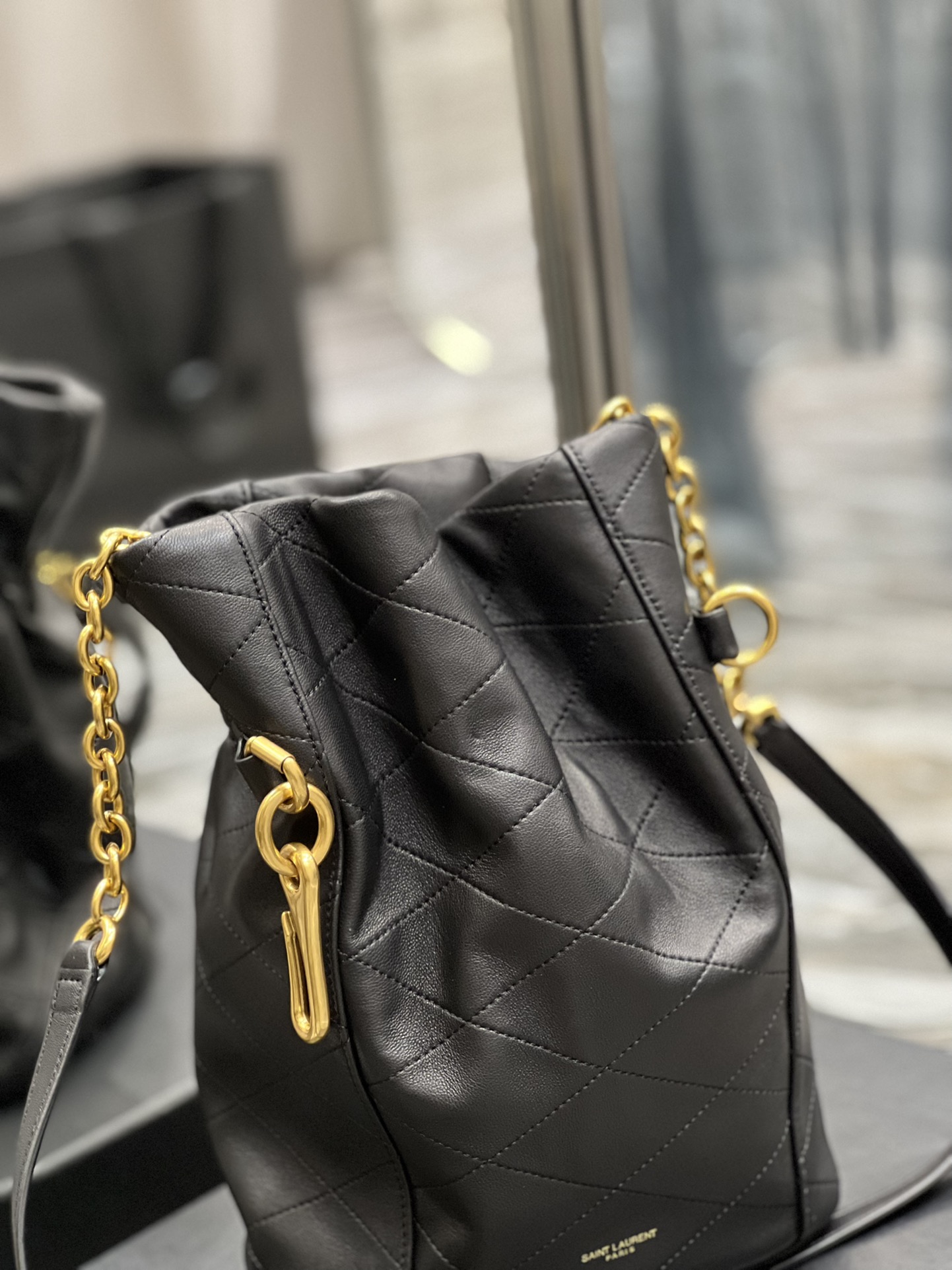 Handbags SAINT LAURENT 686310 size 19  27  12 cm - vstockx