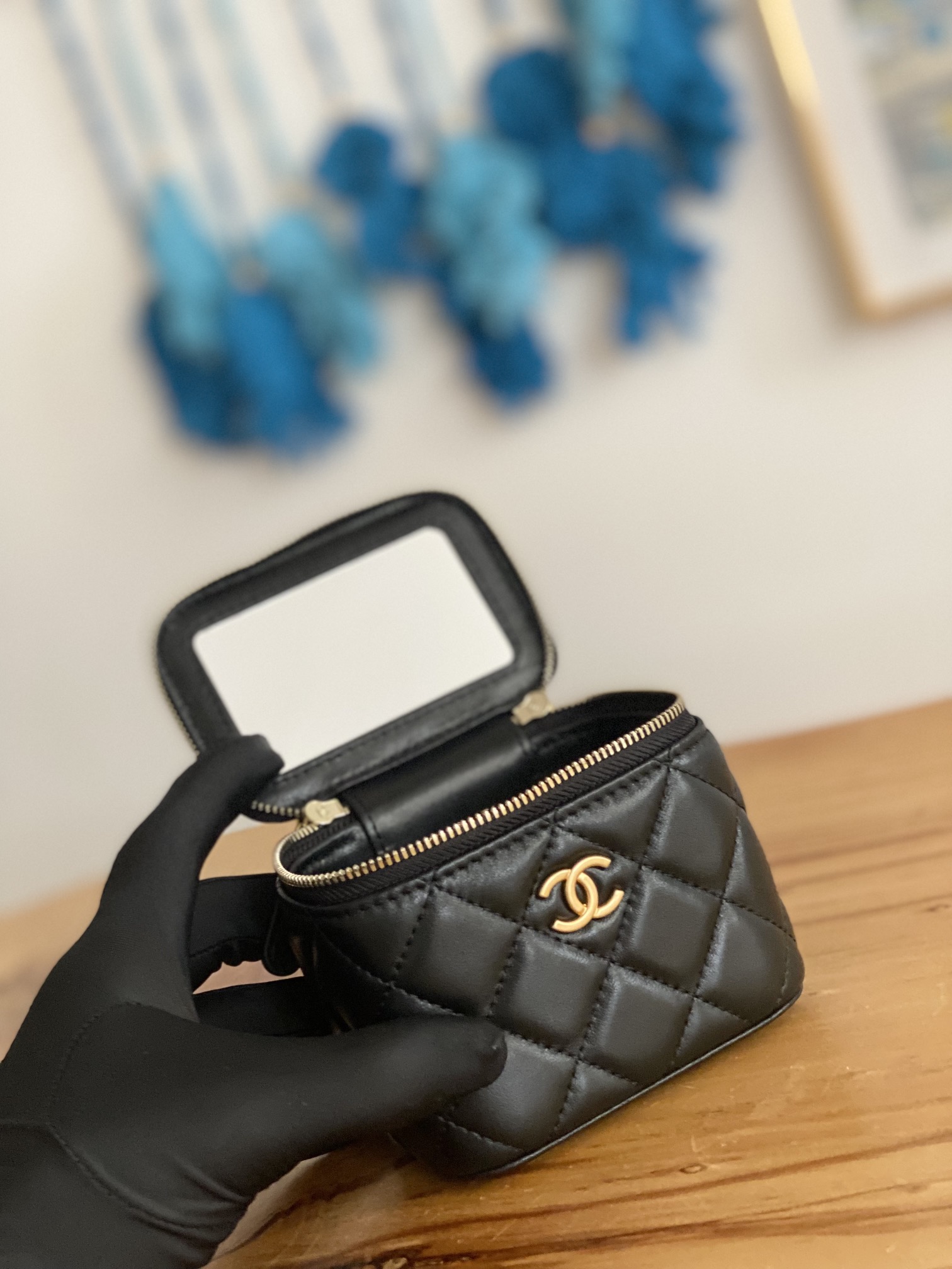 Handbag Chanel 81218 size 11 8.5 7 cm - vstockx