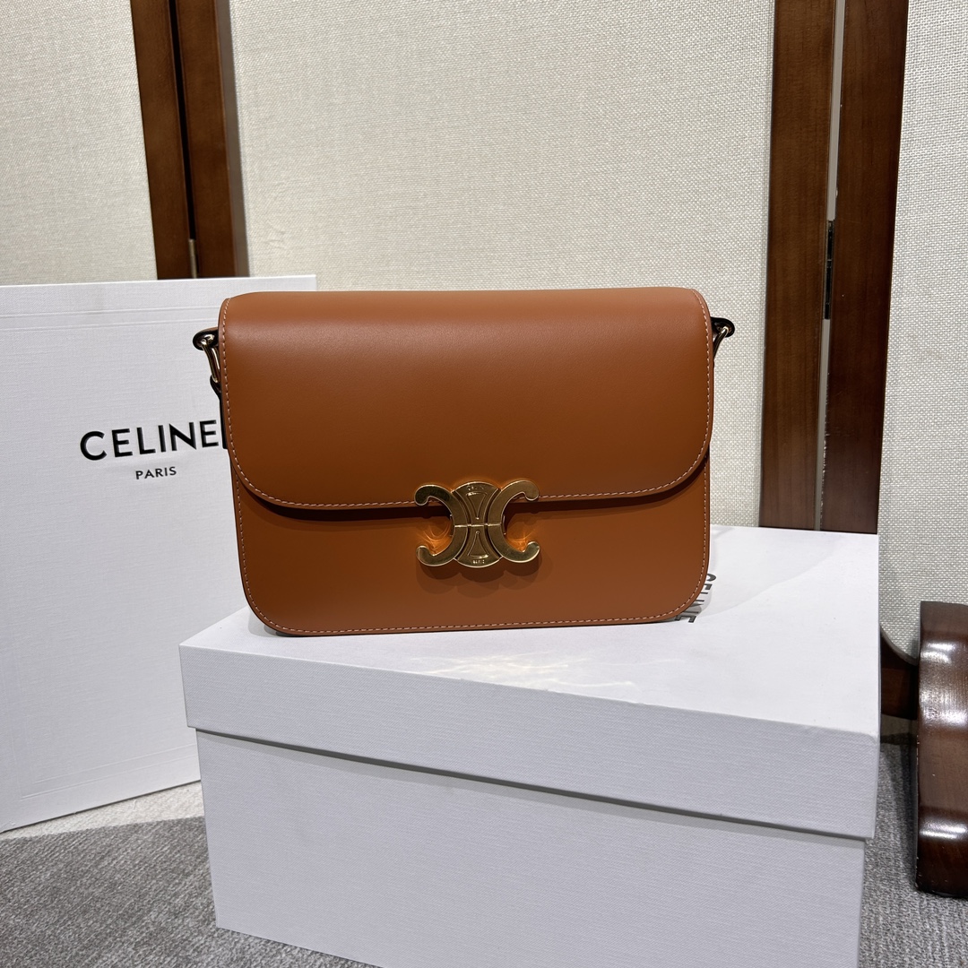 Handbags CELIN 187363 size:22.5-16.5-7.5 cm - vstockx