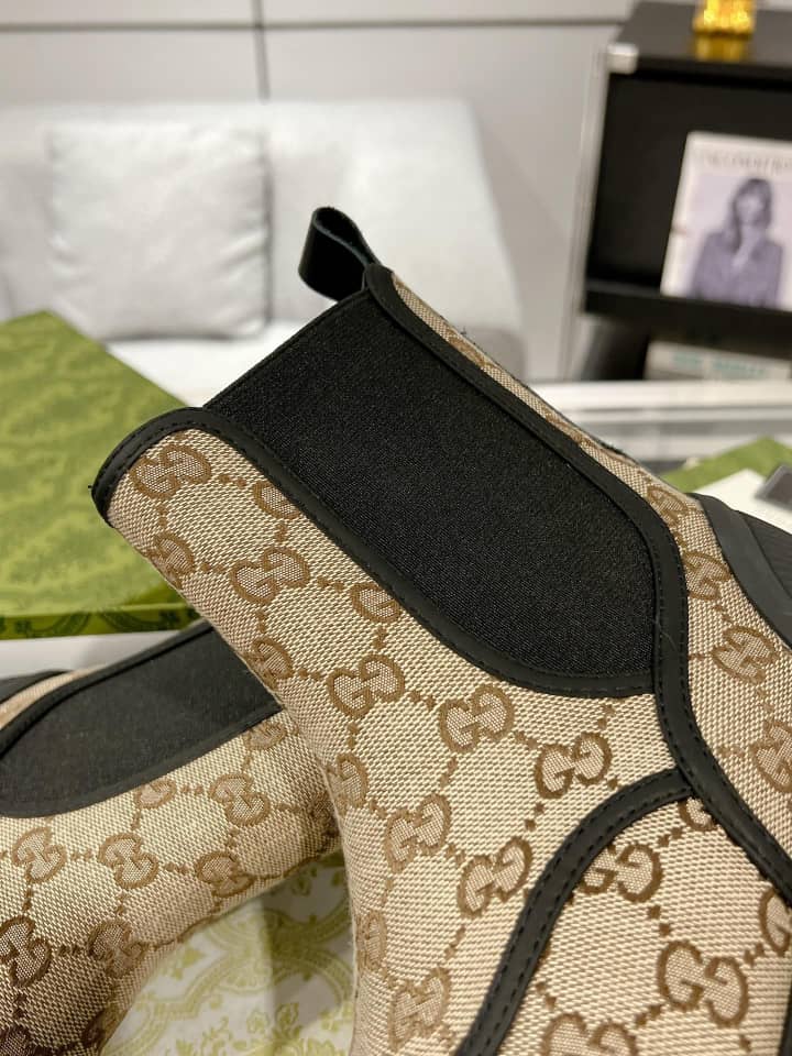 Gucci GG CANVAS ANKLE BOOT Beige and ebony Original GG canvas - vstockx
