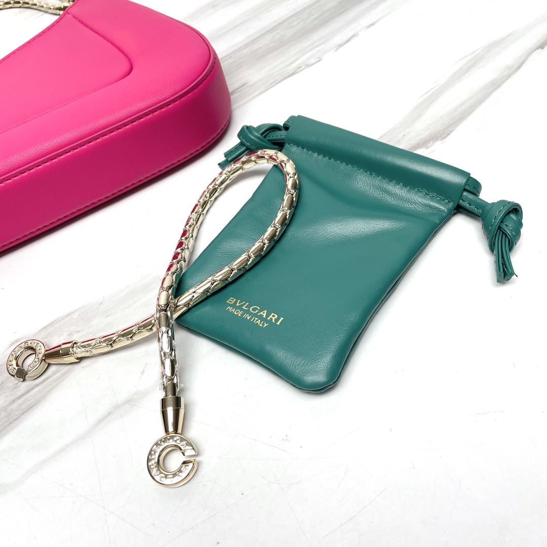 Handbags Bvlgari 293208 size:27.5*18*3.5 cm - vstockx