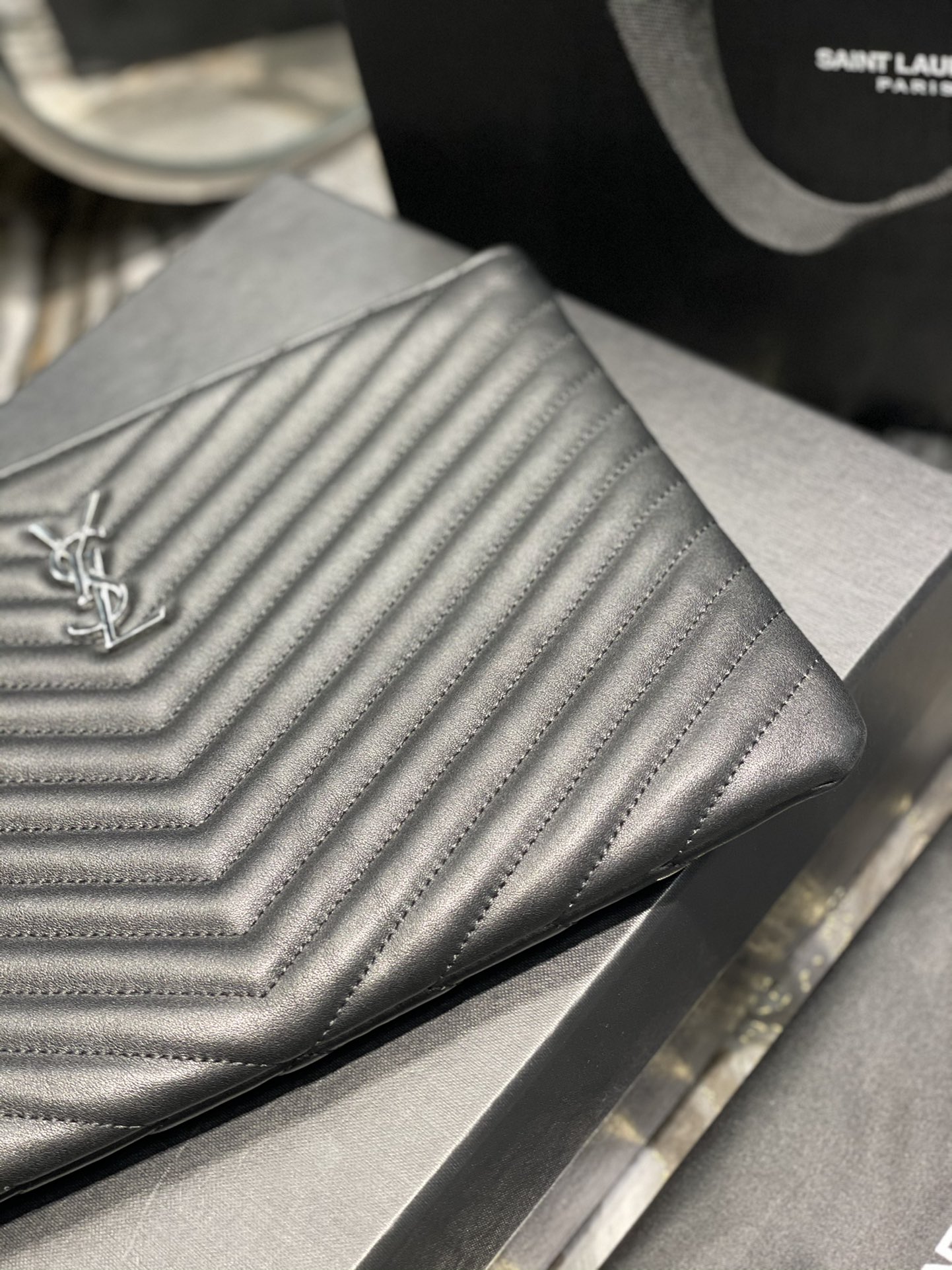 Handbags SAINT LAURENT 413444 size 30  21.5  2 cm - vstockx