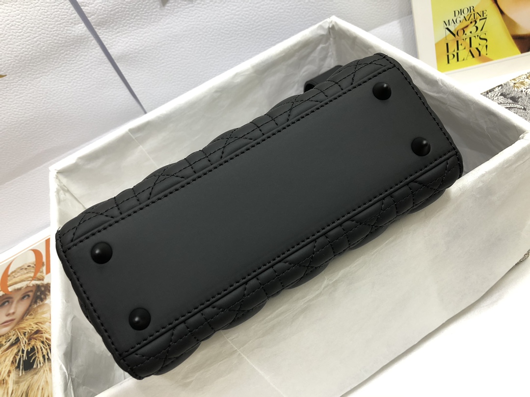 Handbag Dior M0538 size 20*16.5*8 cm - vstockx