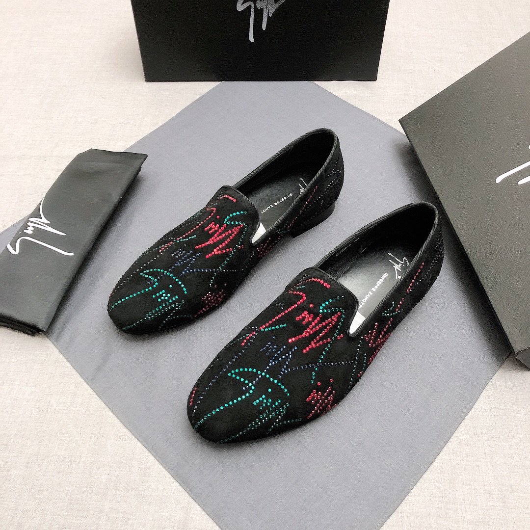 Giuseppe Zanotti Slip-on 4 - vstockx