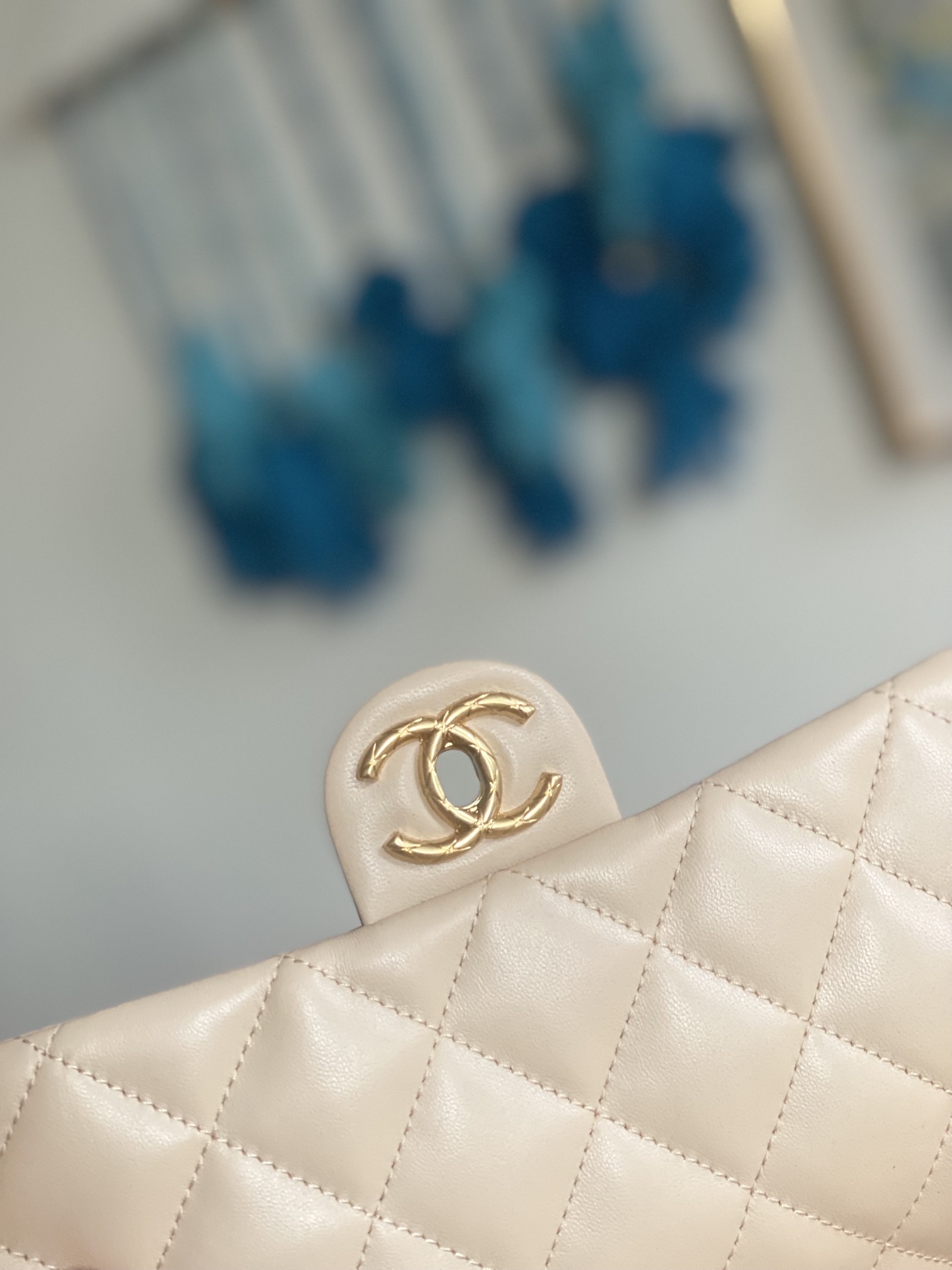 Handbag Chanel AS3393 size 14x22x8 cm - vstockx